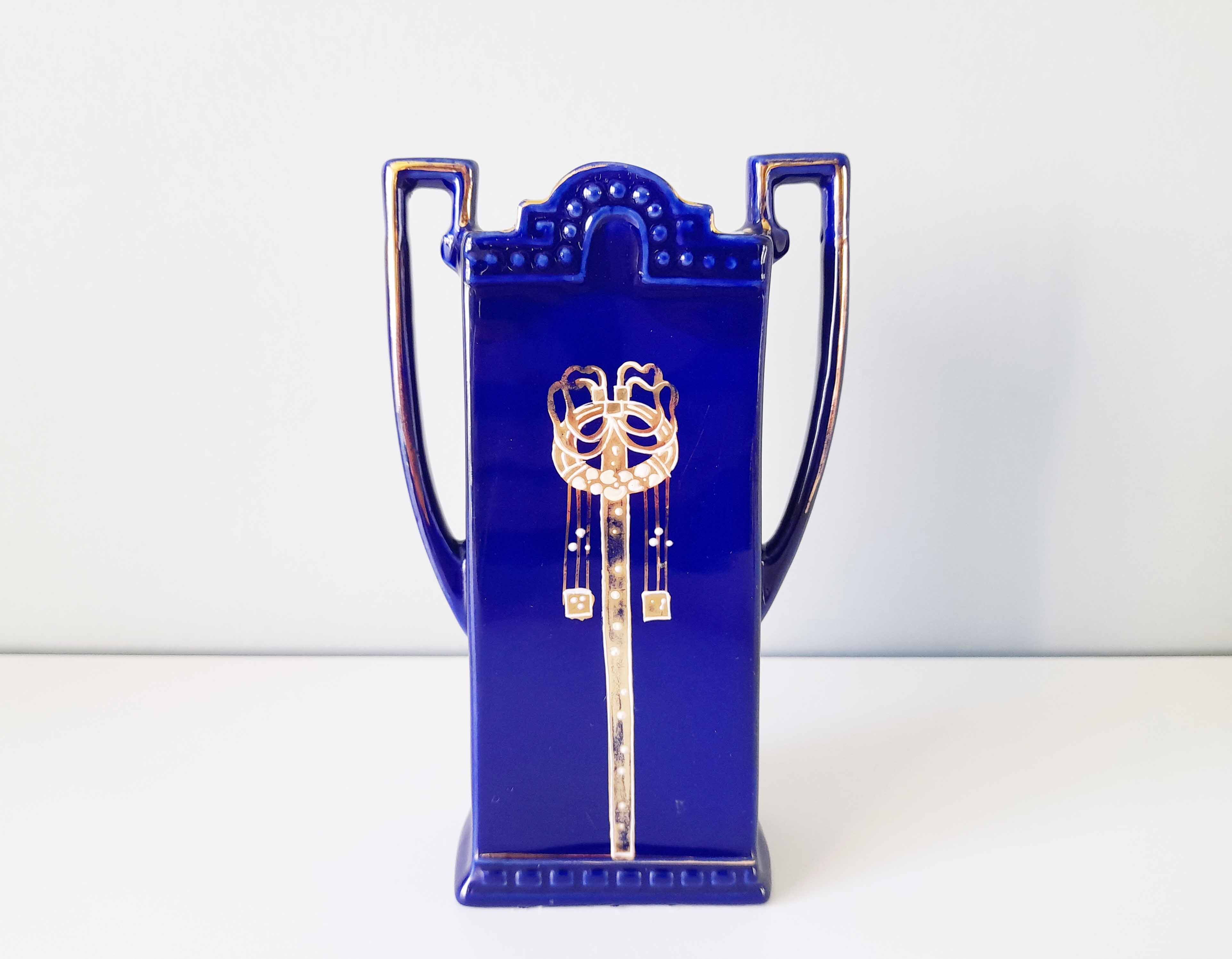 Art Deco porcelain vase