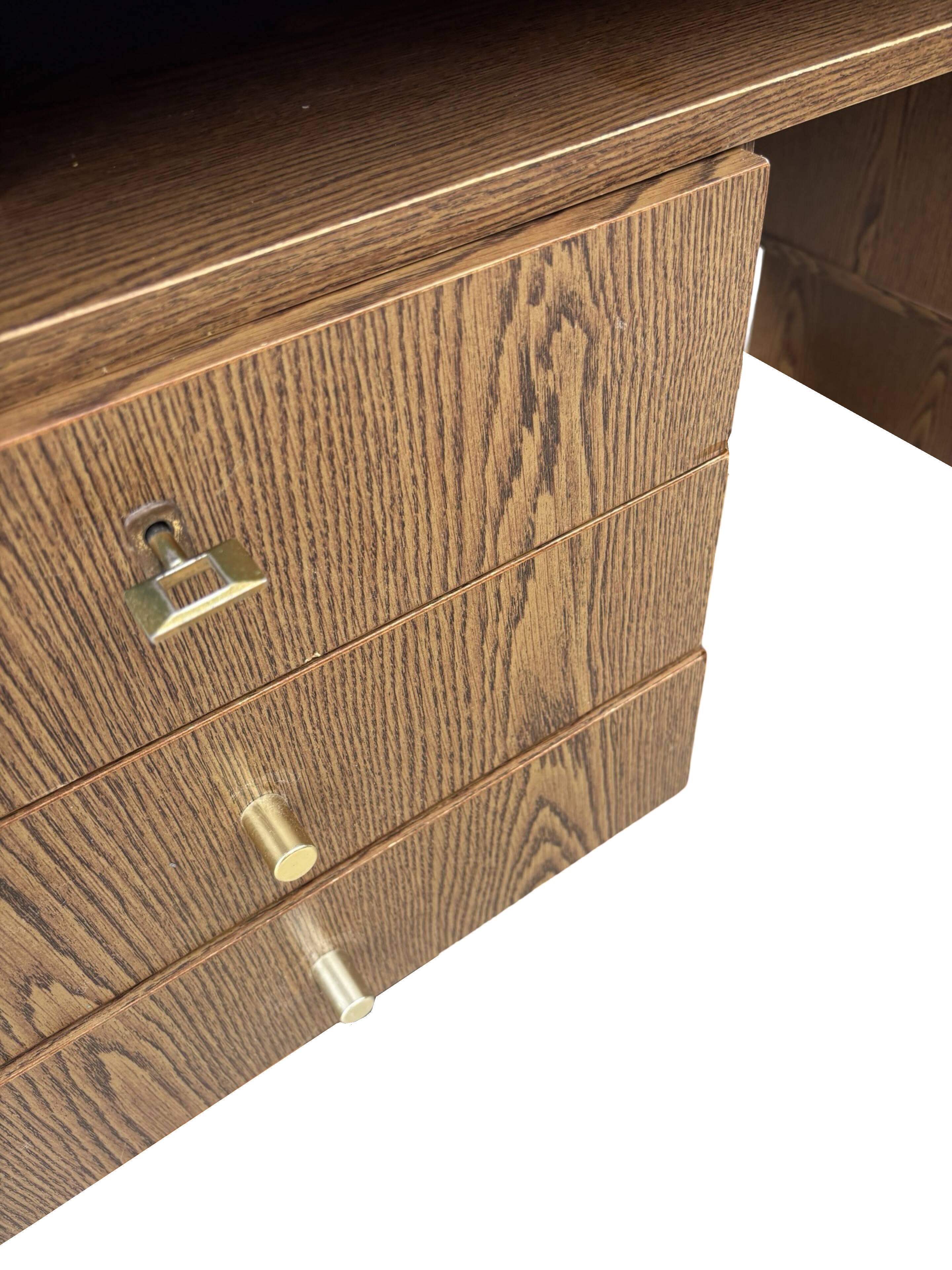 Vintage Desk Workplace Design 70s Retro