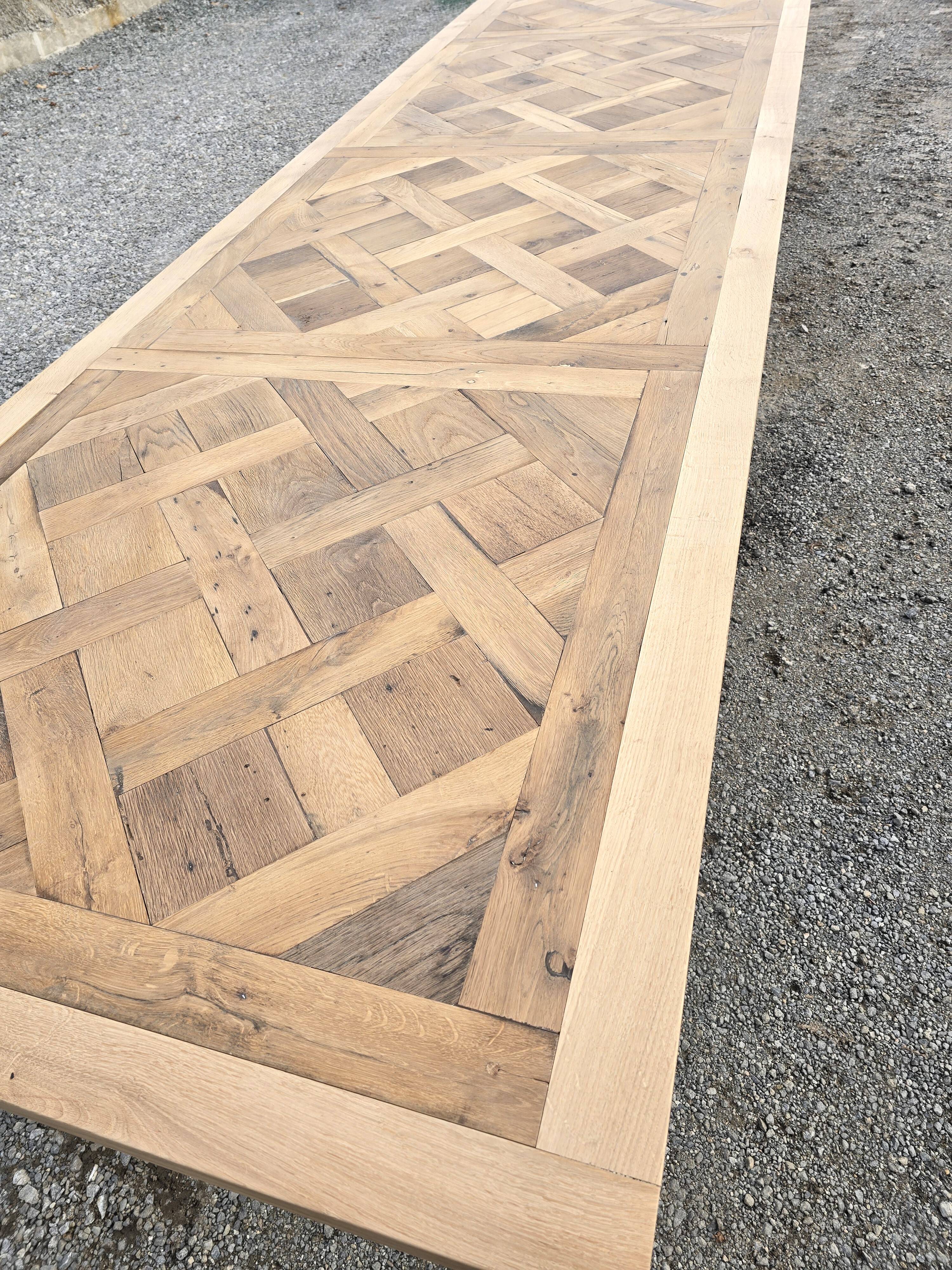 Very large floor table, versailles, 18th century