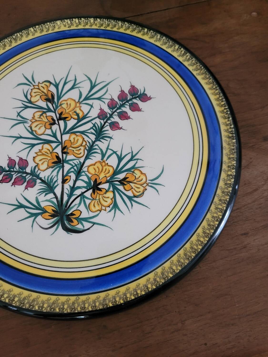 Henriot Quimper Noirmoutier presentation plate