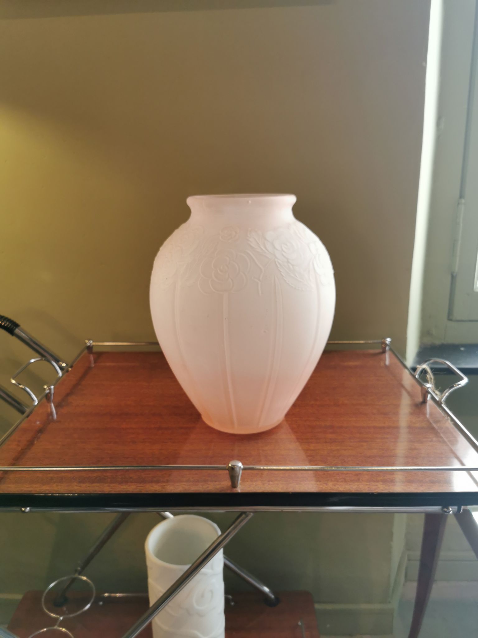 Vase art déco verre sablé rose