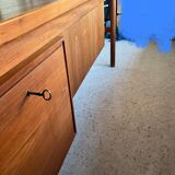 Desk with return