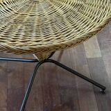 Round rattan table