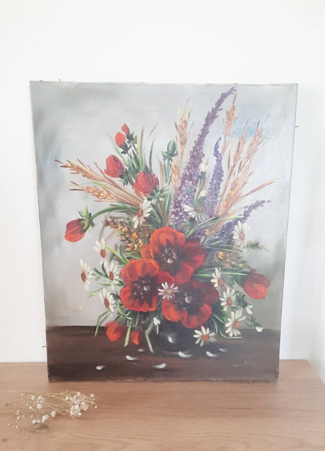 Painting painting bouquet of flowers