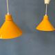 Ensemble (2) de suspensions vintage en métal jaune