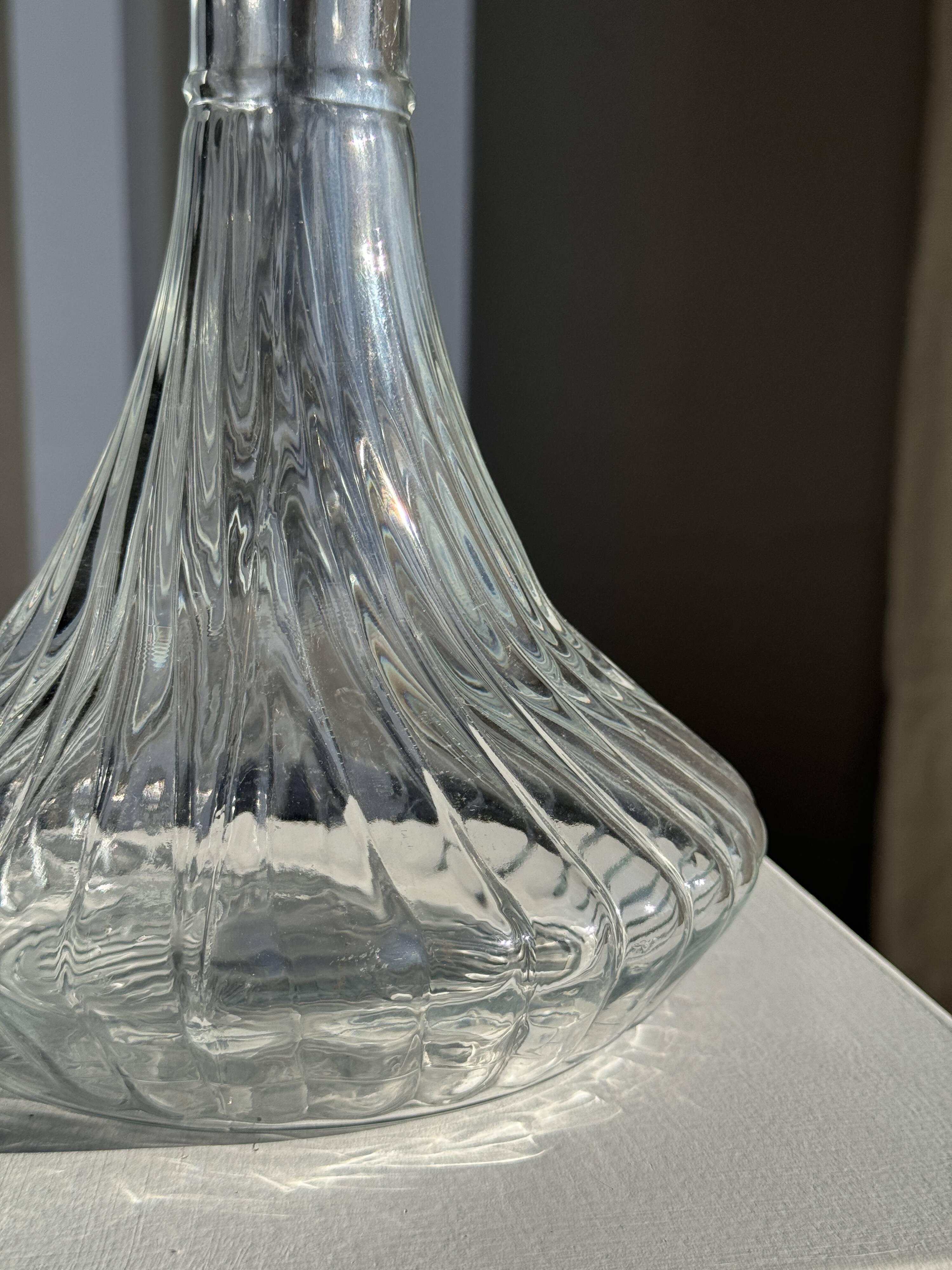 Vintage glass decanter in hot air balloon style H31 D18