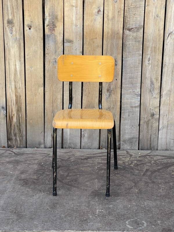 Vintage Toupie school chair, stackable in wood and metal, 1960s.