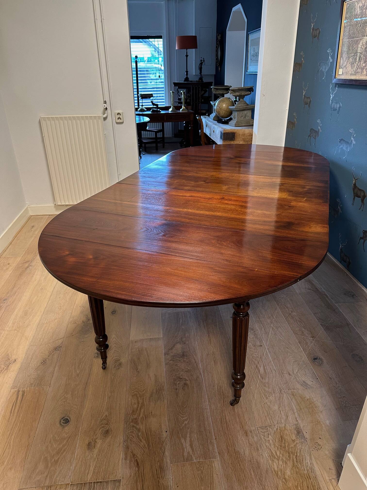 Grande table française antique