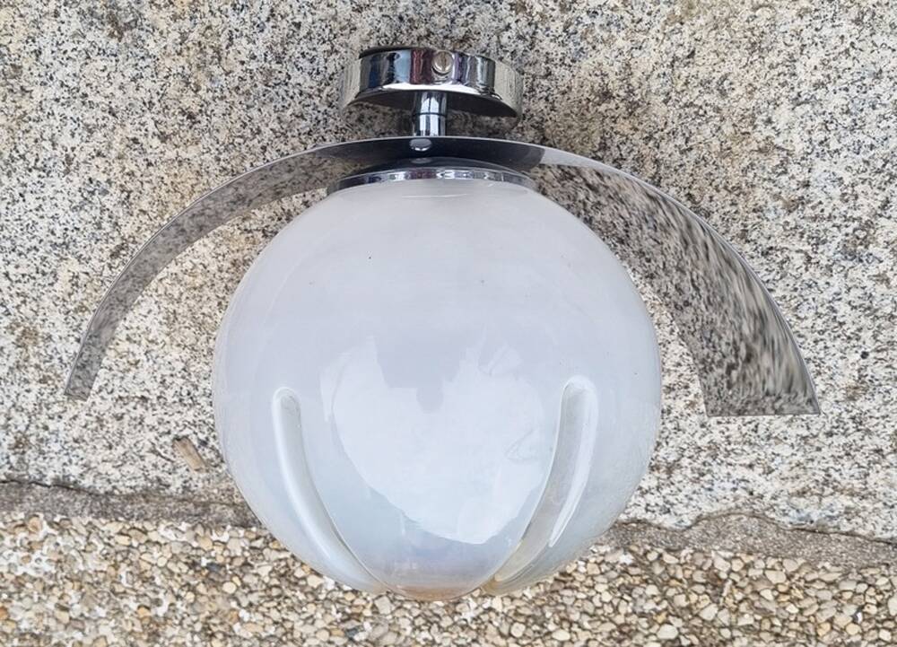 Pair of steel and opaline wall lights, Vittorio Mazzega design, vintage, 70s