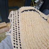 Berber wool carpet with black diamond 110x140cm