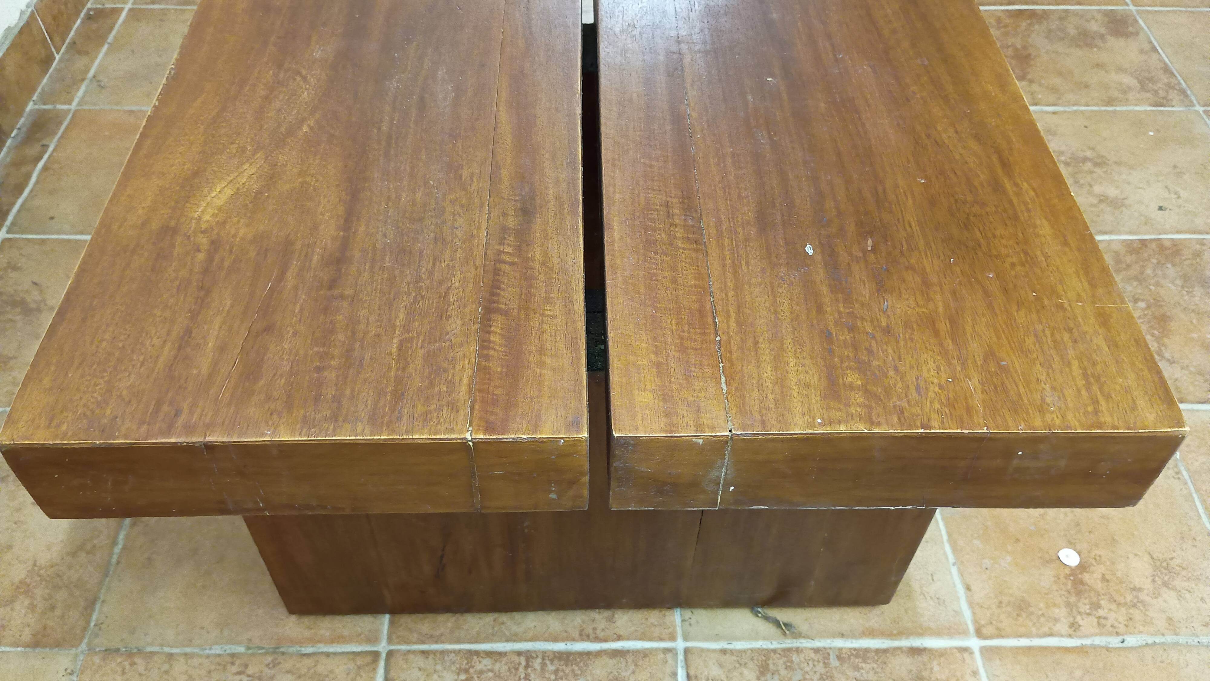 Brustaliste solid wood side table