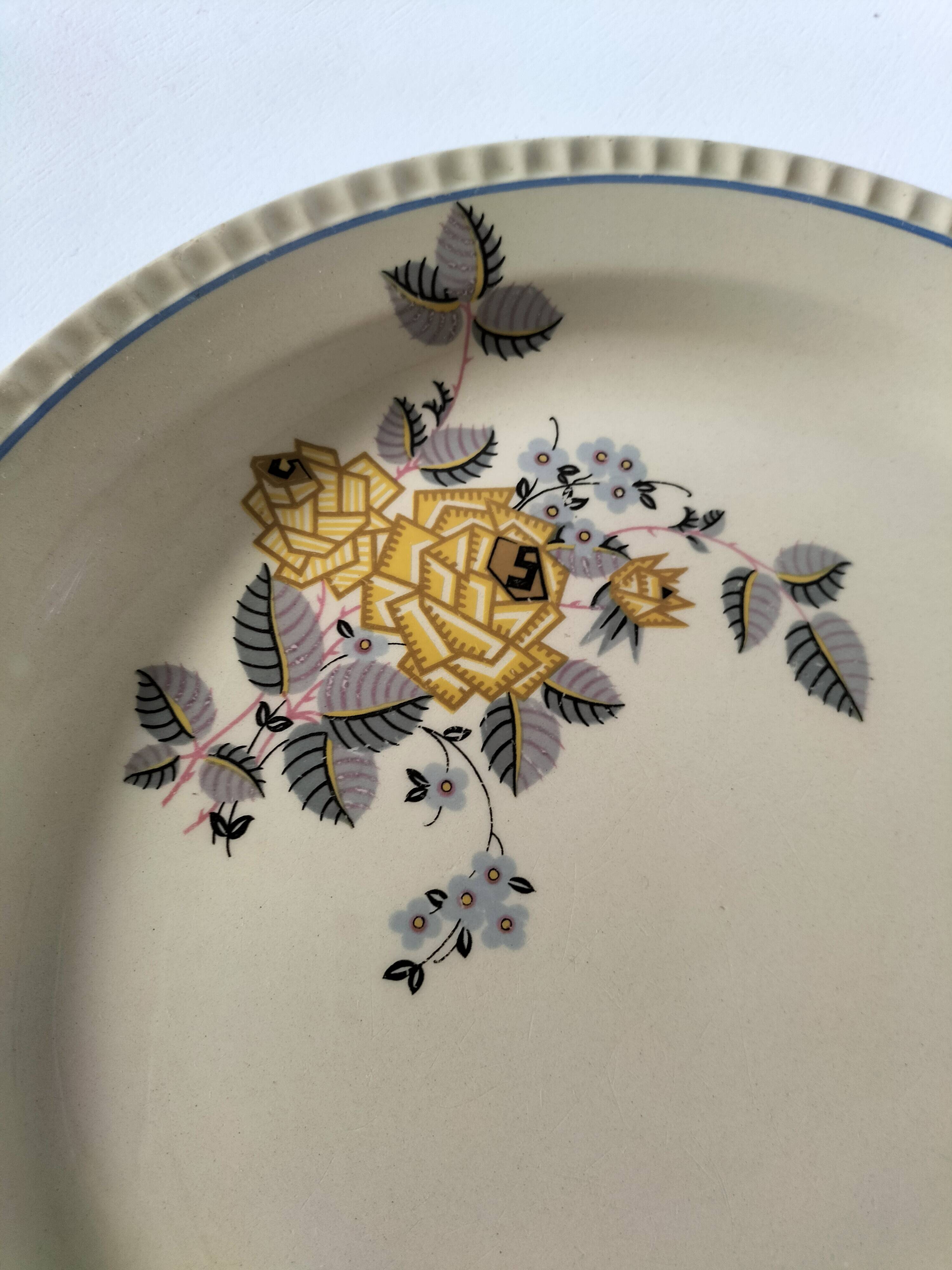 Ivory and blue geometric floral decoration plate, 1940s–50s