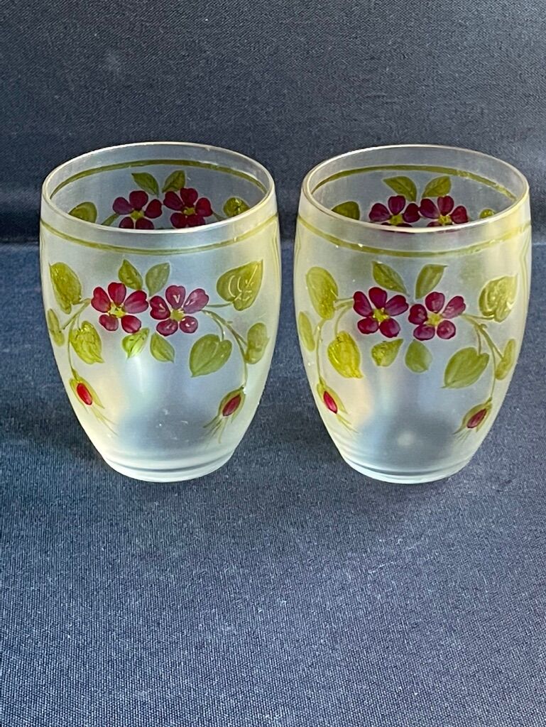 Non-selfish night service - art nouveau - hand-decorated satin blown crystal