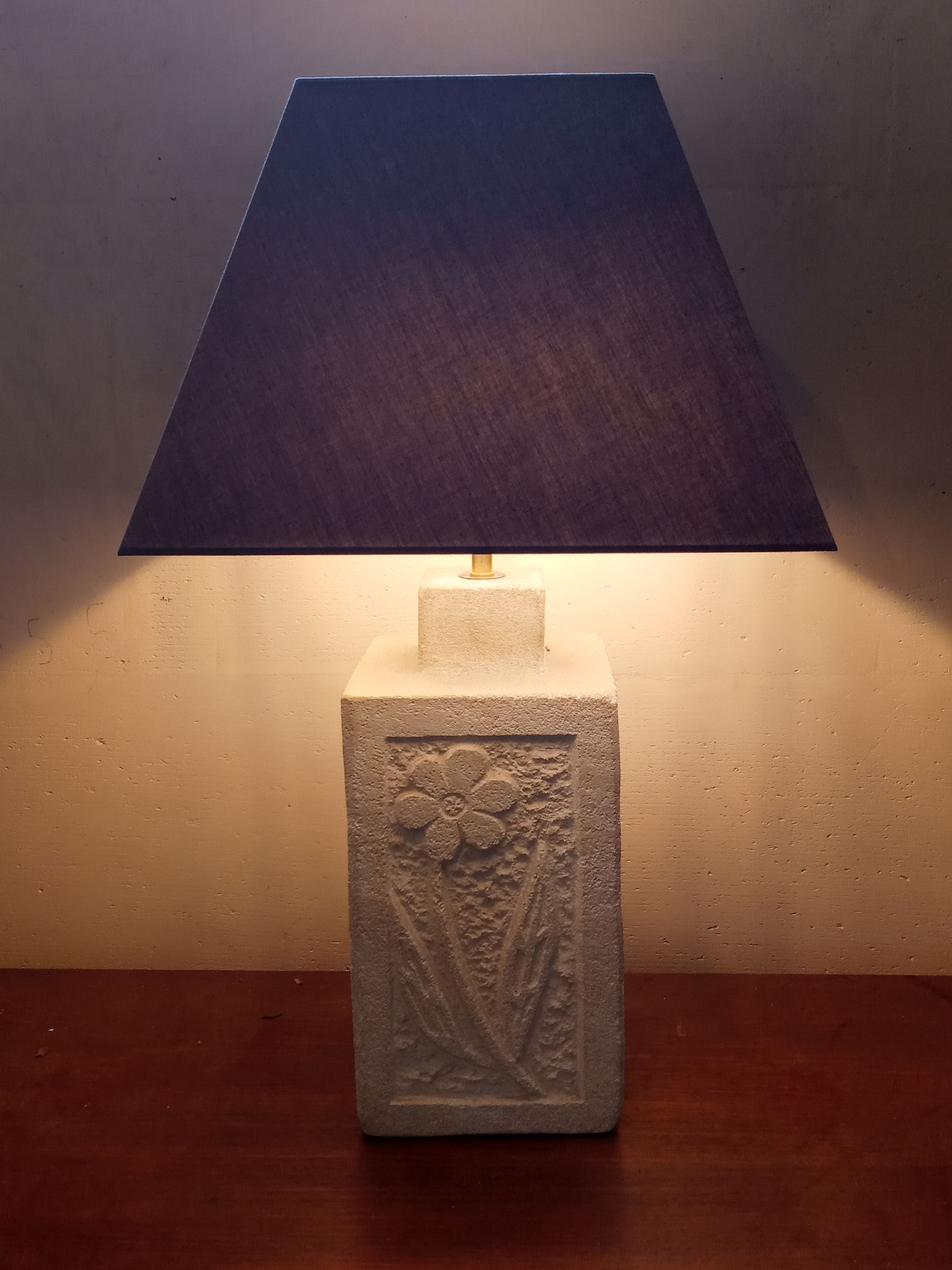 Lampe en pierre années 70