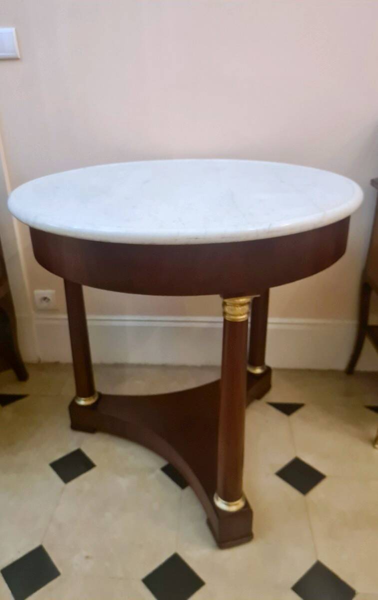 Gueridon in mahogany, Empire style.