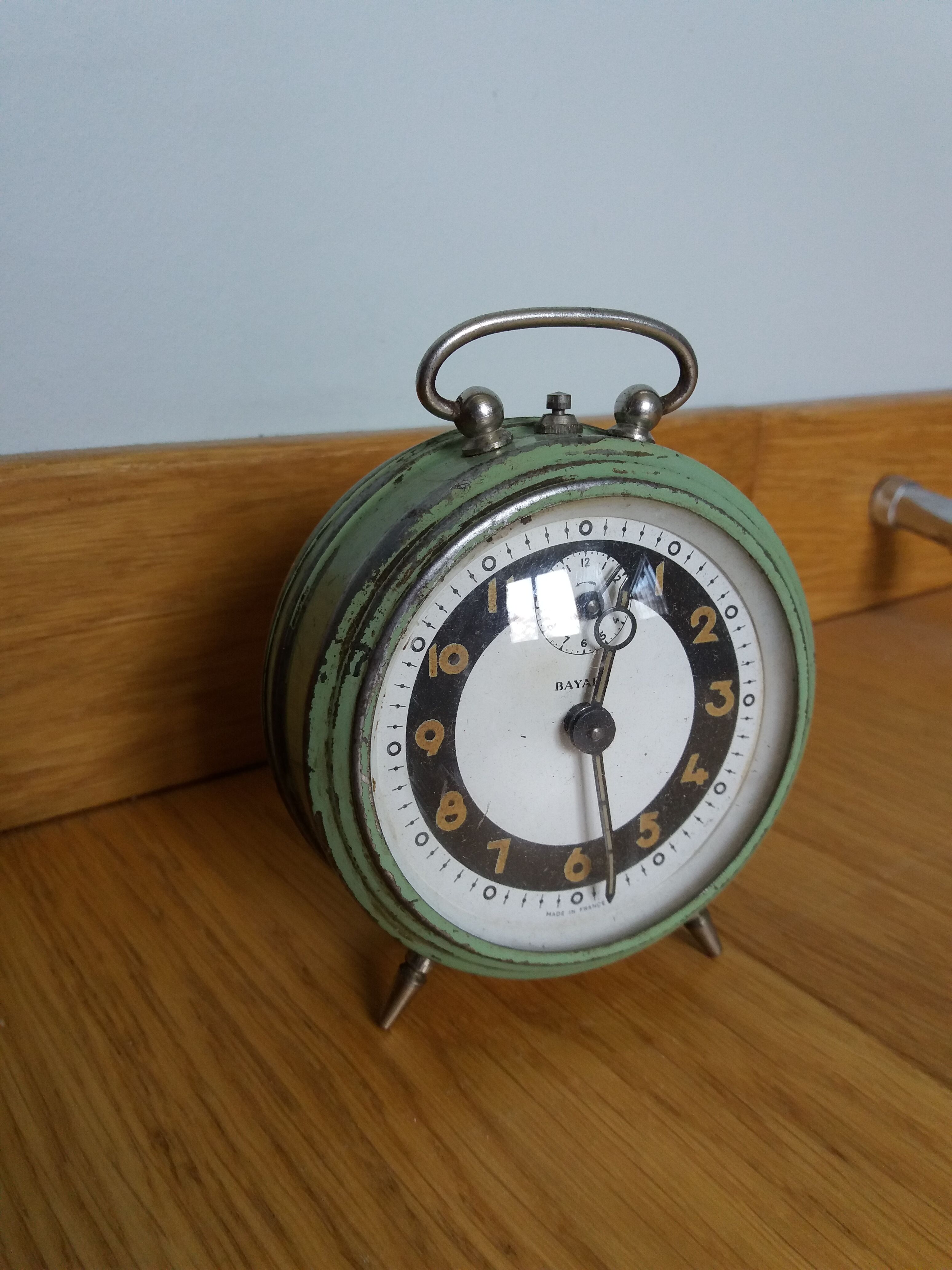 Pale green Bayard alarm clock