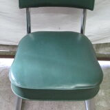 Vintage office chair in skaï