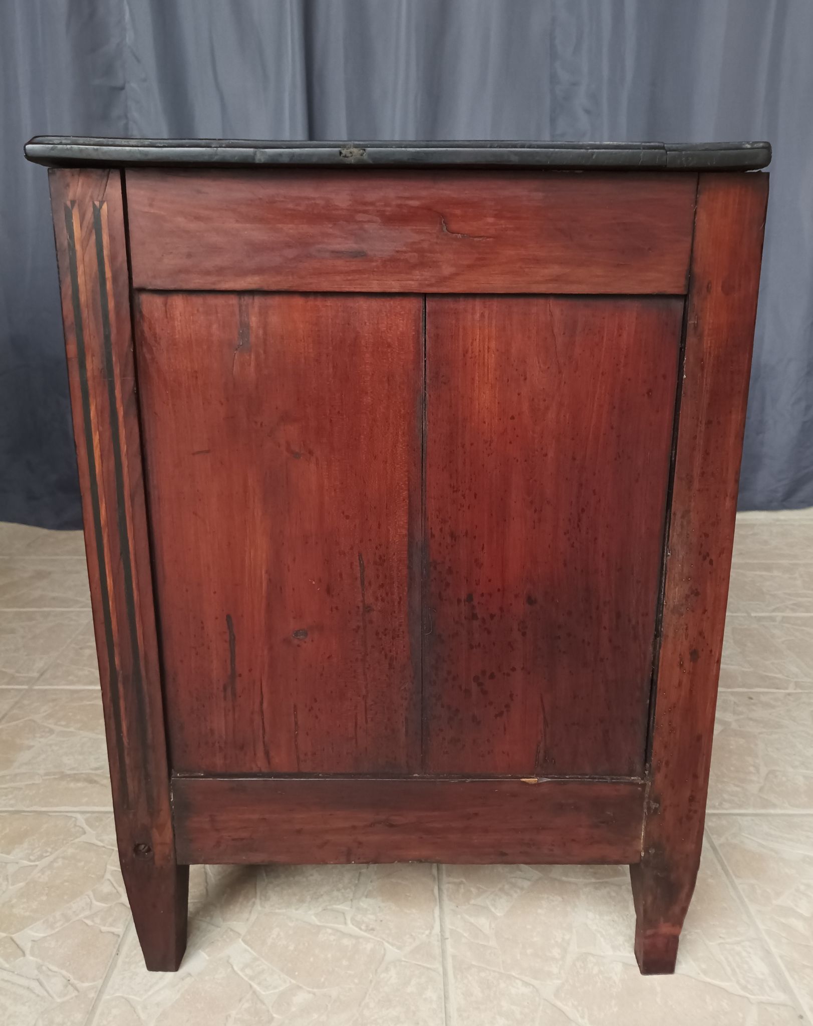 Louis XVI chest of drawers 18th