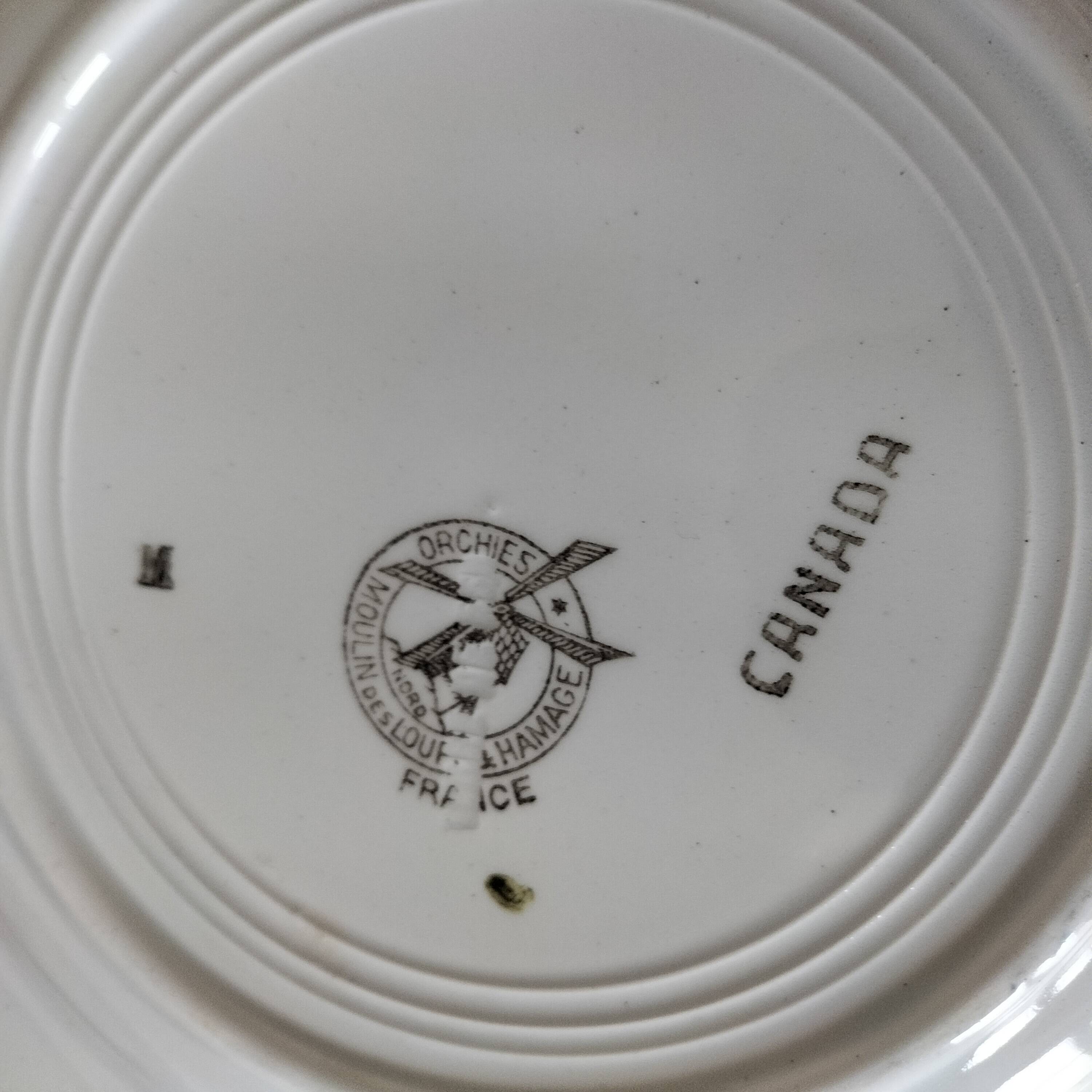 Moulin des Loups model Canada plates