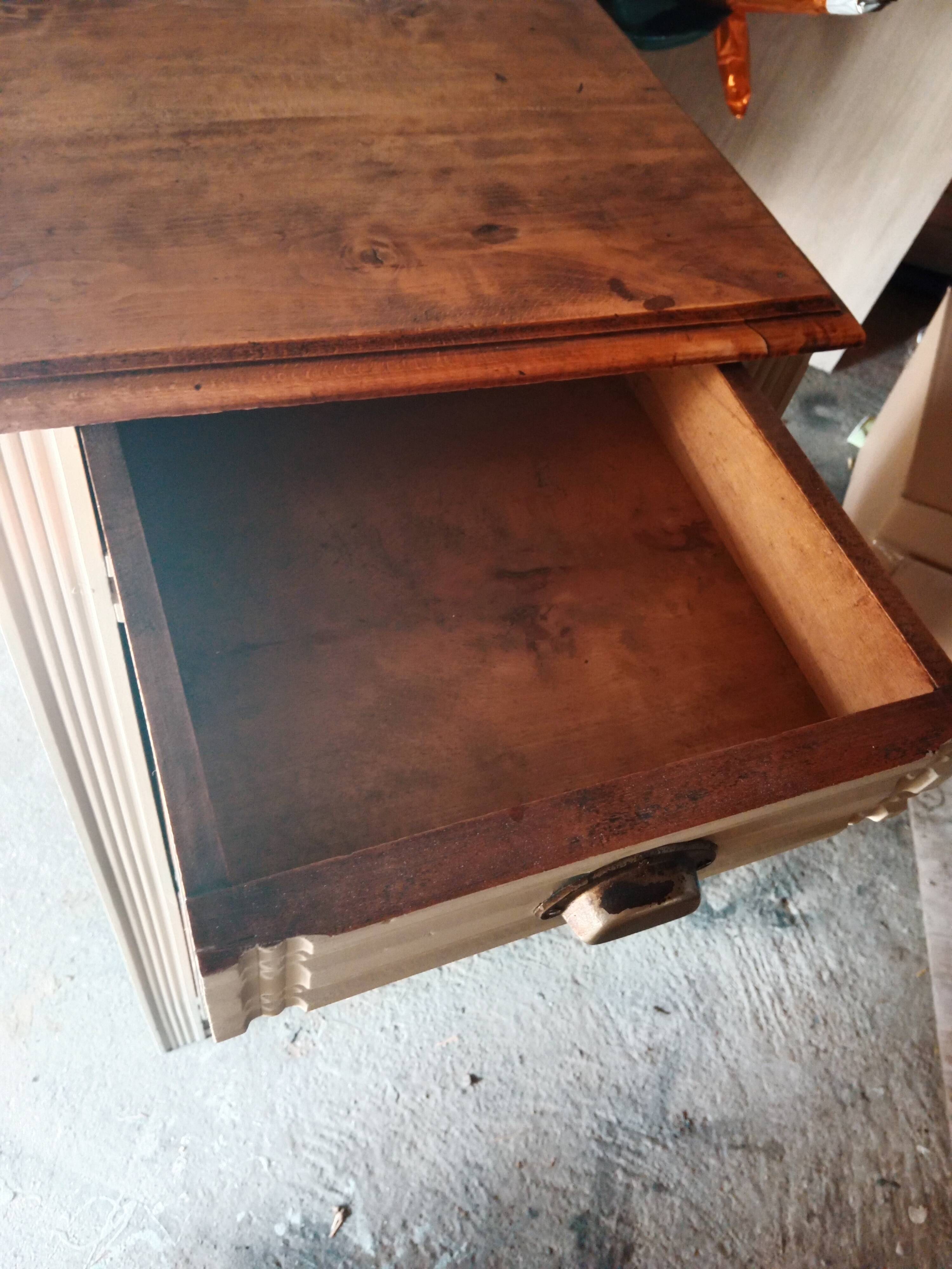 Parisian art deco jam maker