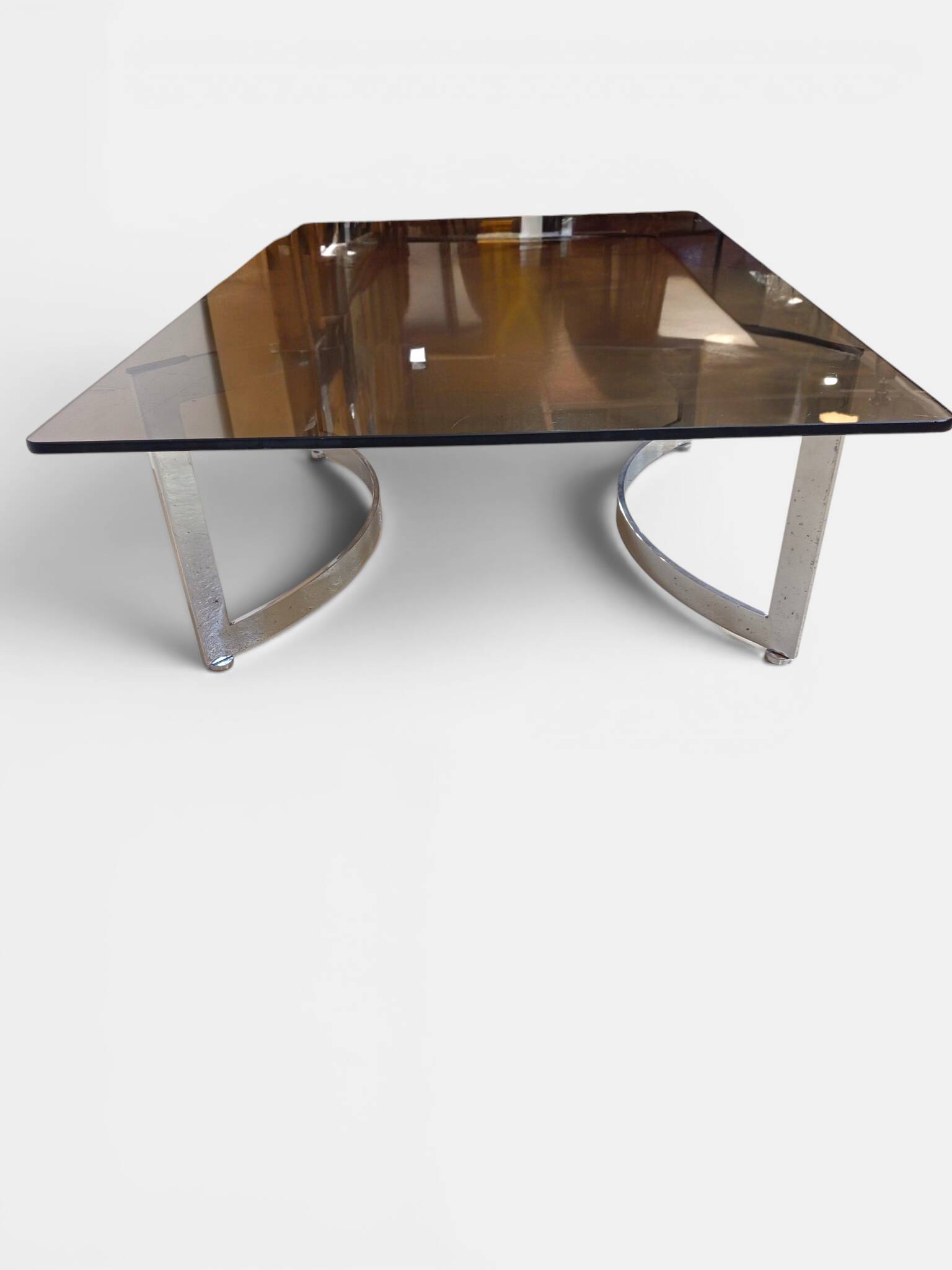 Table basse vintage en verre fumé et chrome, années 1970