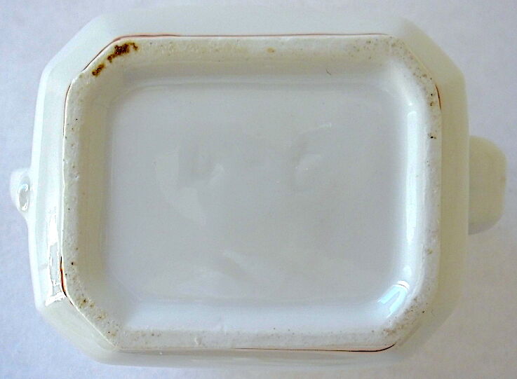 Rectangular teapot in Paris porcelain captioned "Friendship"