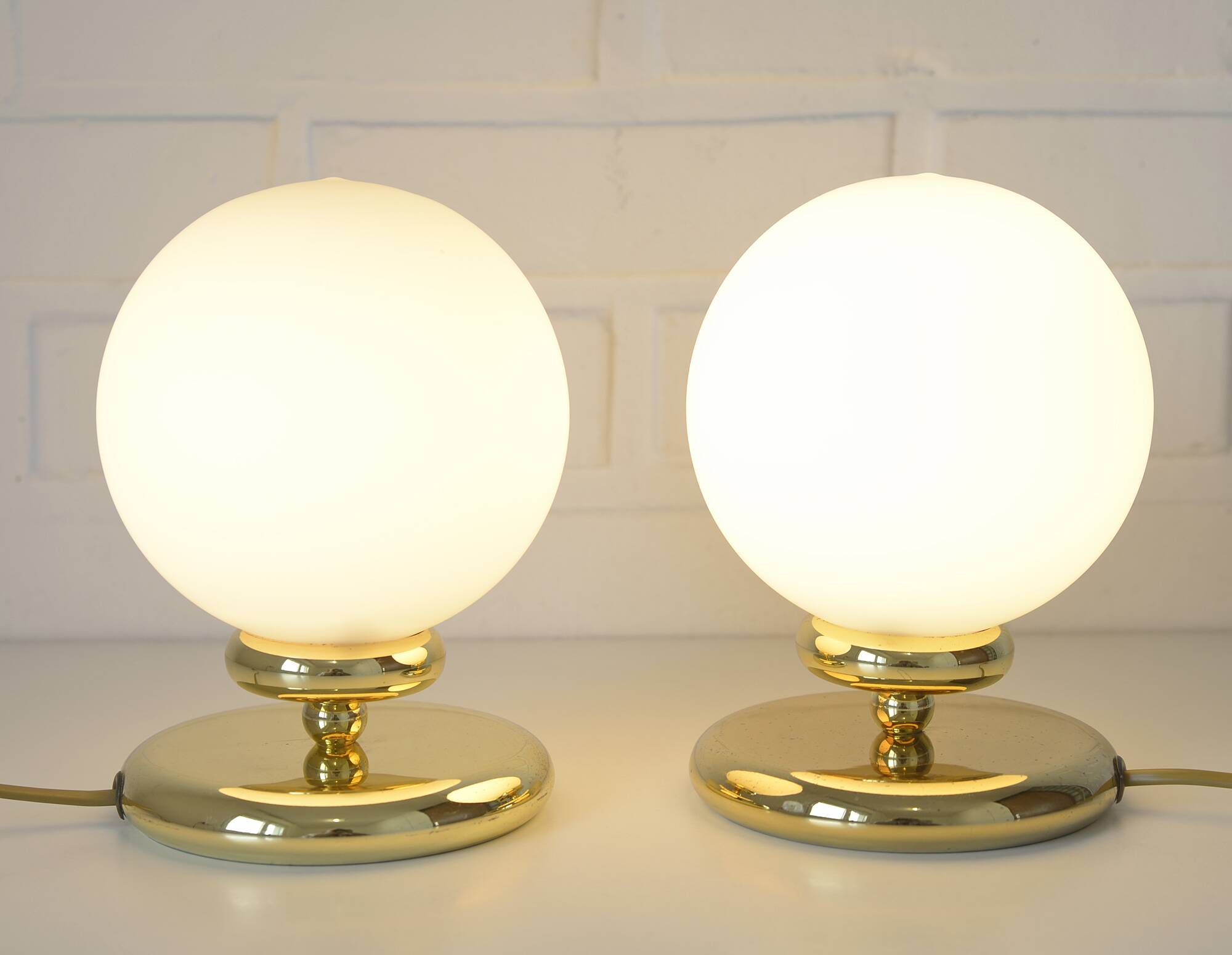 Pair of vintage gold bedside lamps desk lights from 80s retro table lights