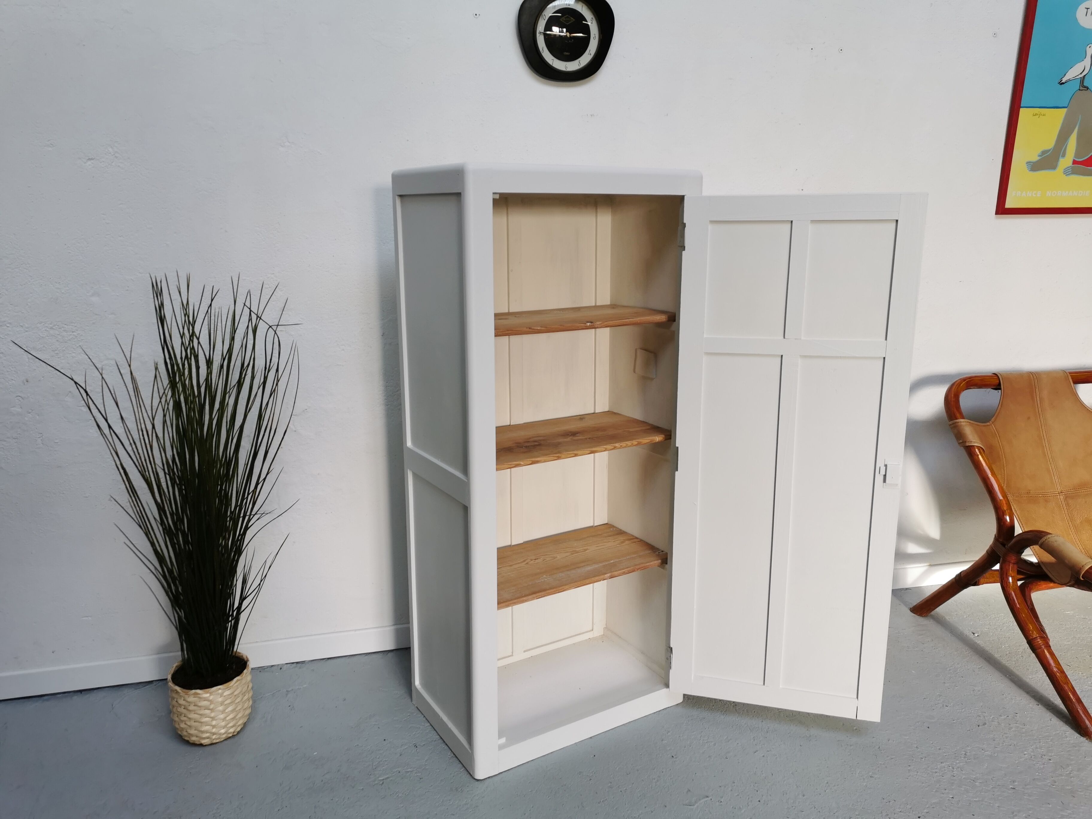 Armoire parisienne vintage 1950