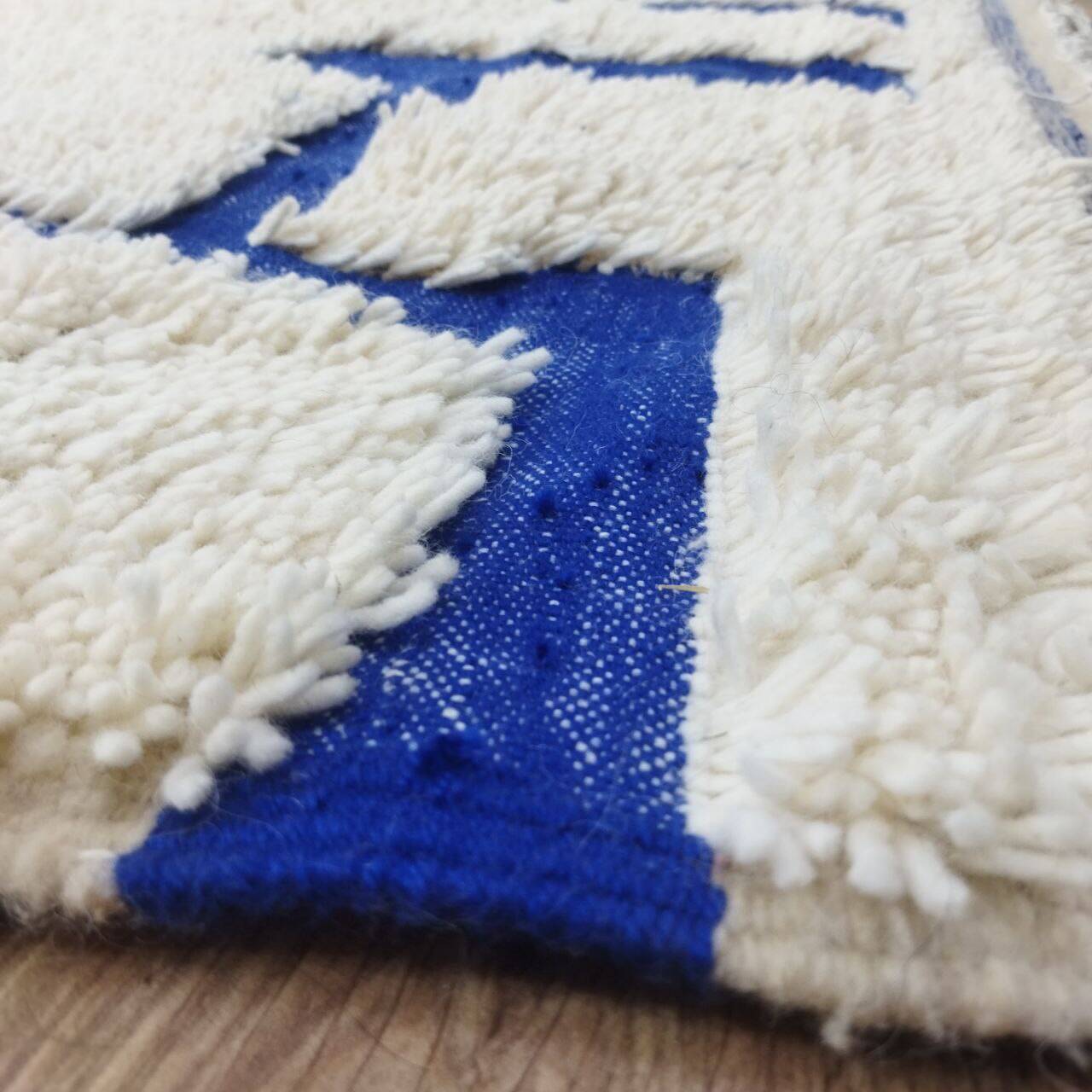 Azilal vintage rug 310x200 cm - Blue geometric patterns