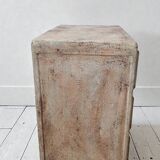 Small chest of drawers with pigments