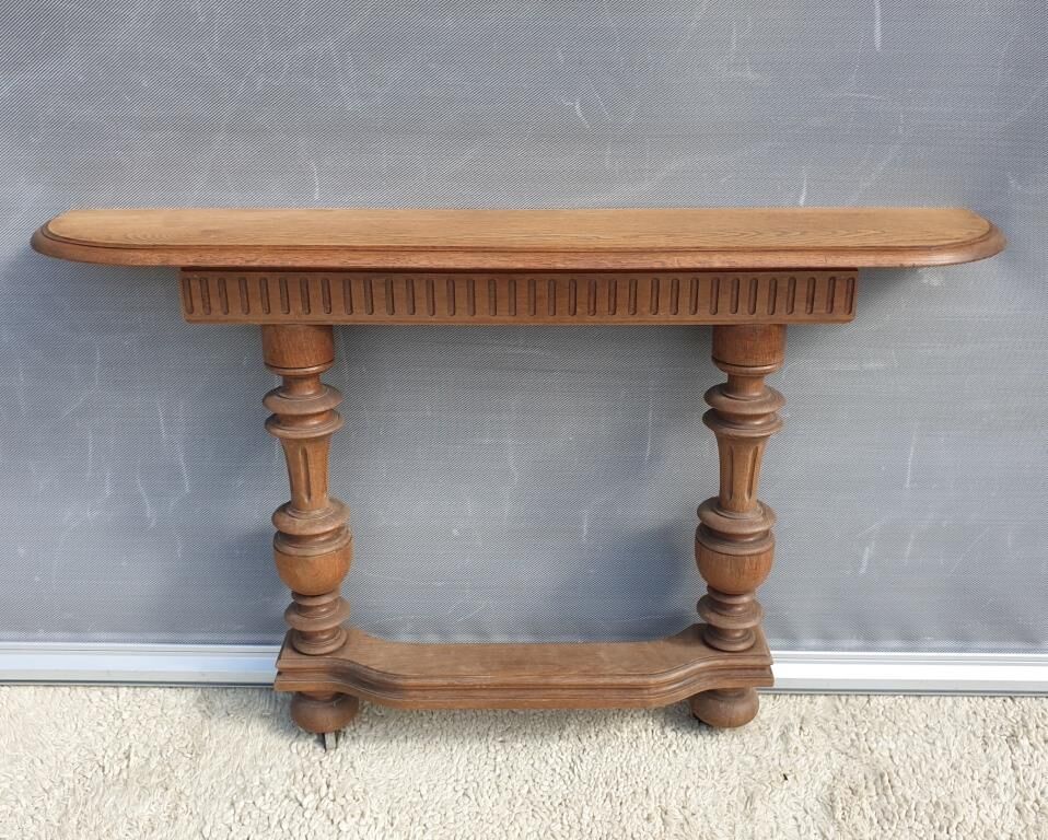 Neoclassical solid oak console with columns