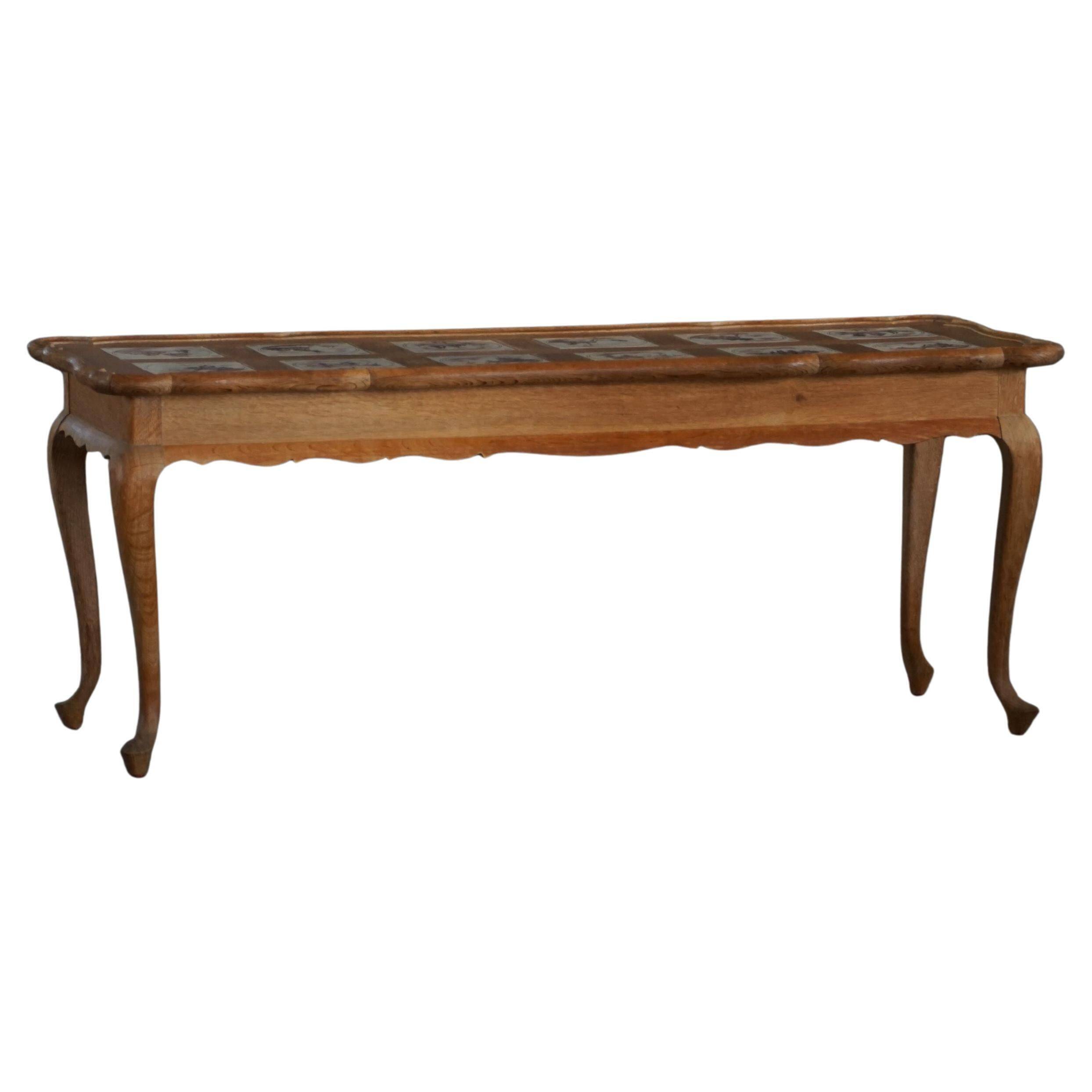 Modern Danish coffee table/console in oak with tiled top, Frits Henningsen, 1950s.