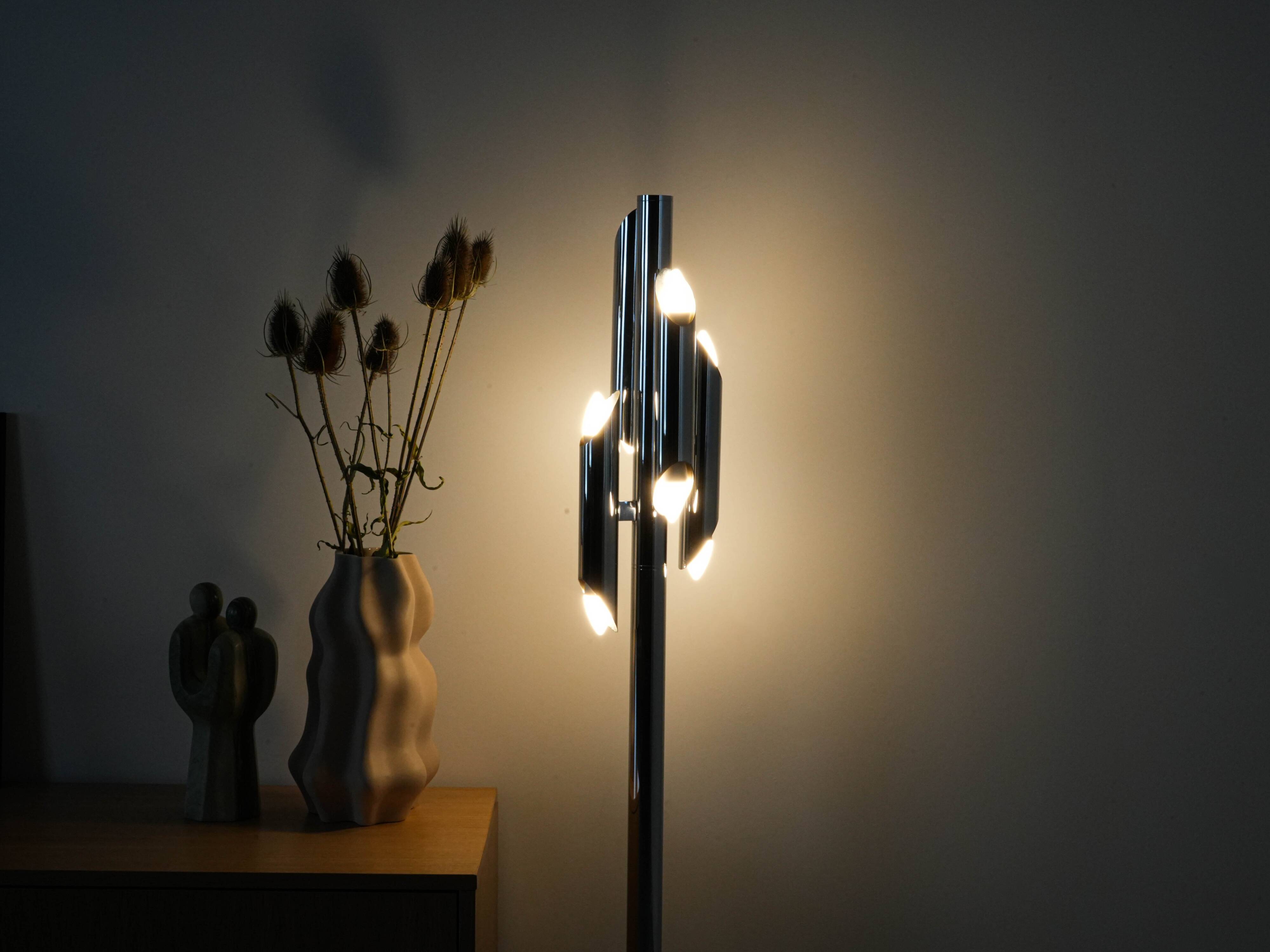 Metal floor lamp, Space Age, manufactured in Italy