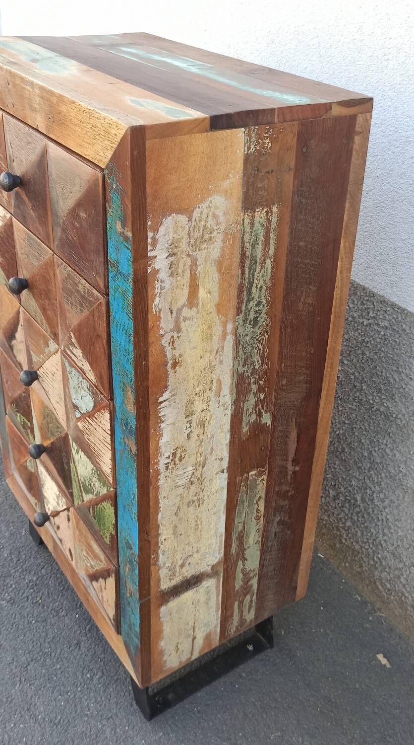 Meuble d'appoint en bois coloré ancien