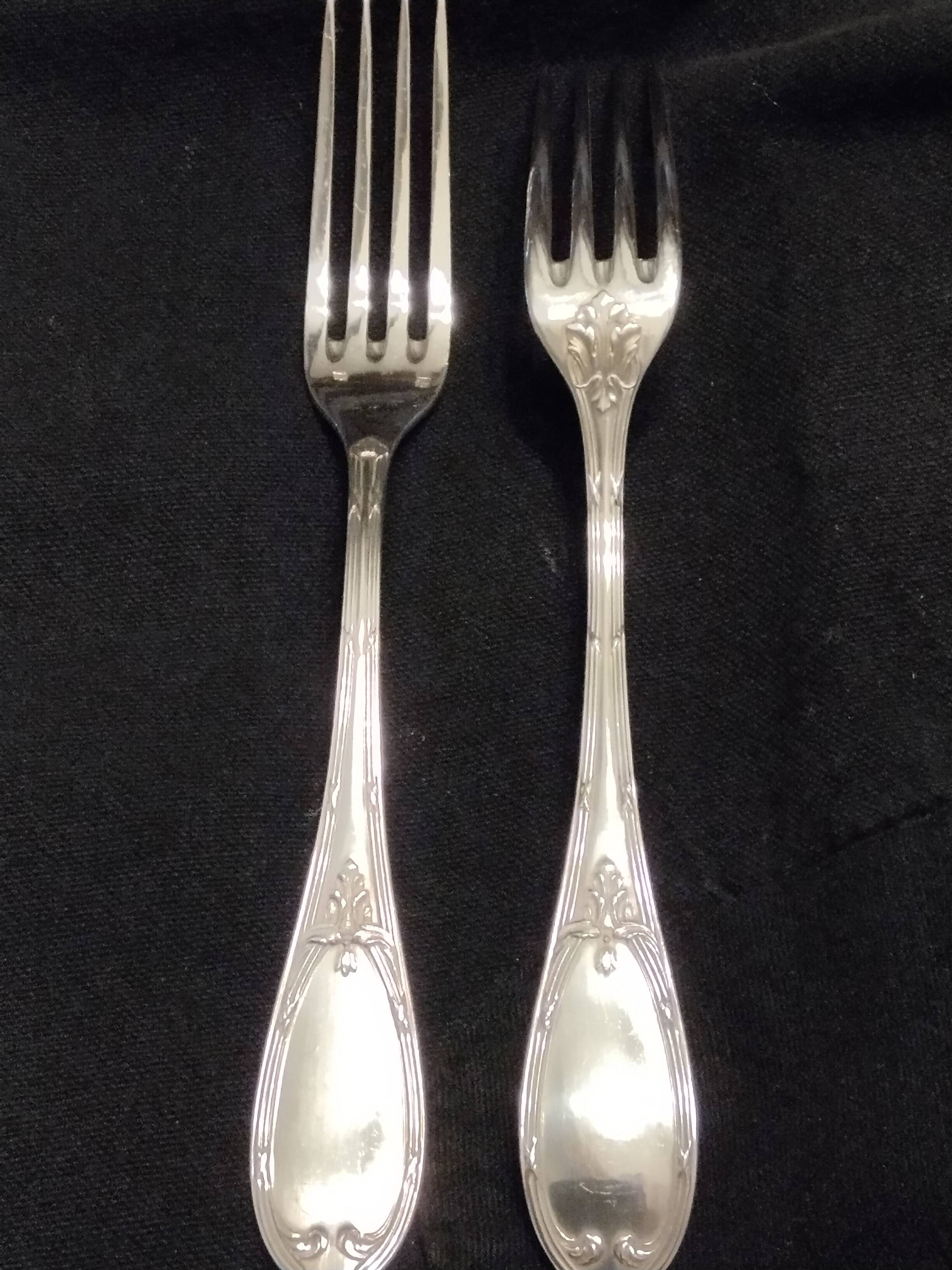 12 silver-plated metal forks by Félix Frères