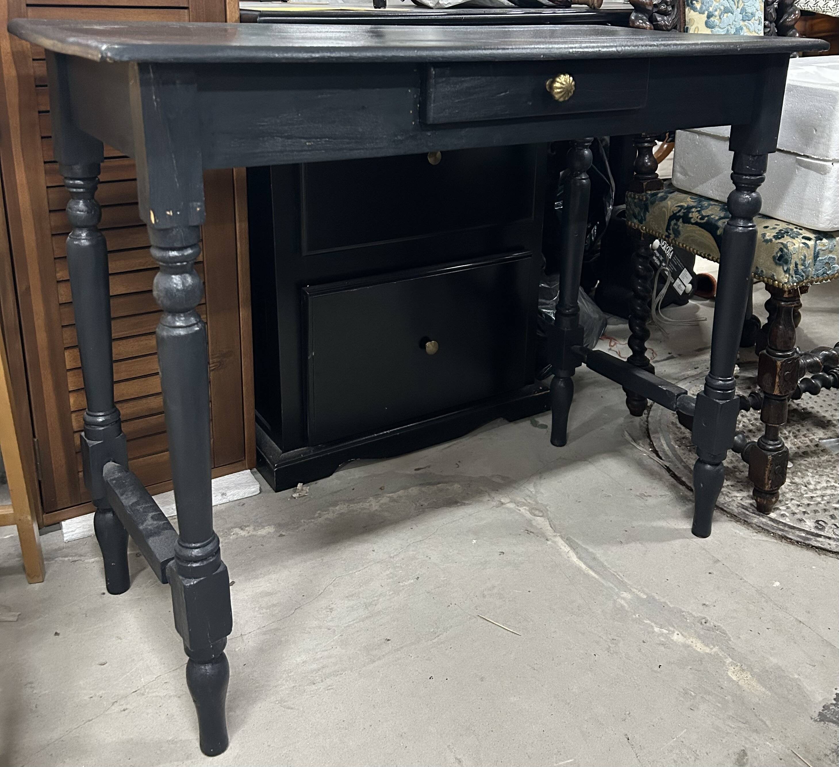 Black desk 1 drawer