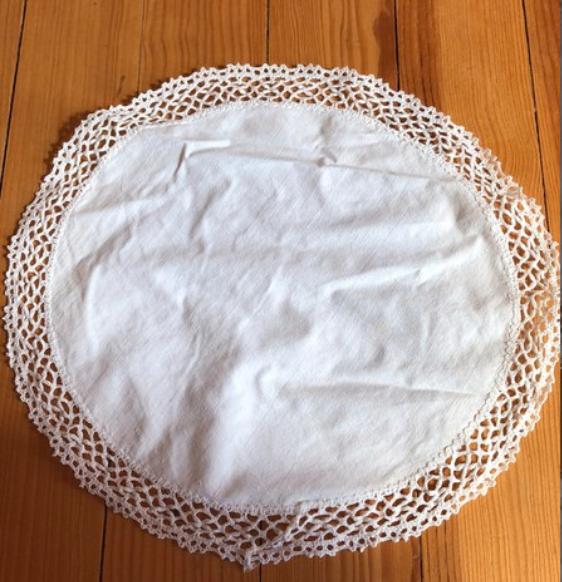 Cotton placemat new condition crocheted diameter 29 cm