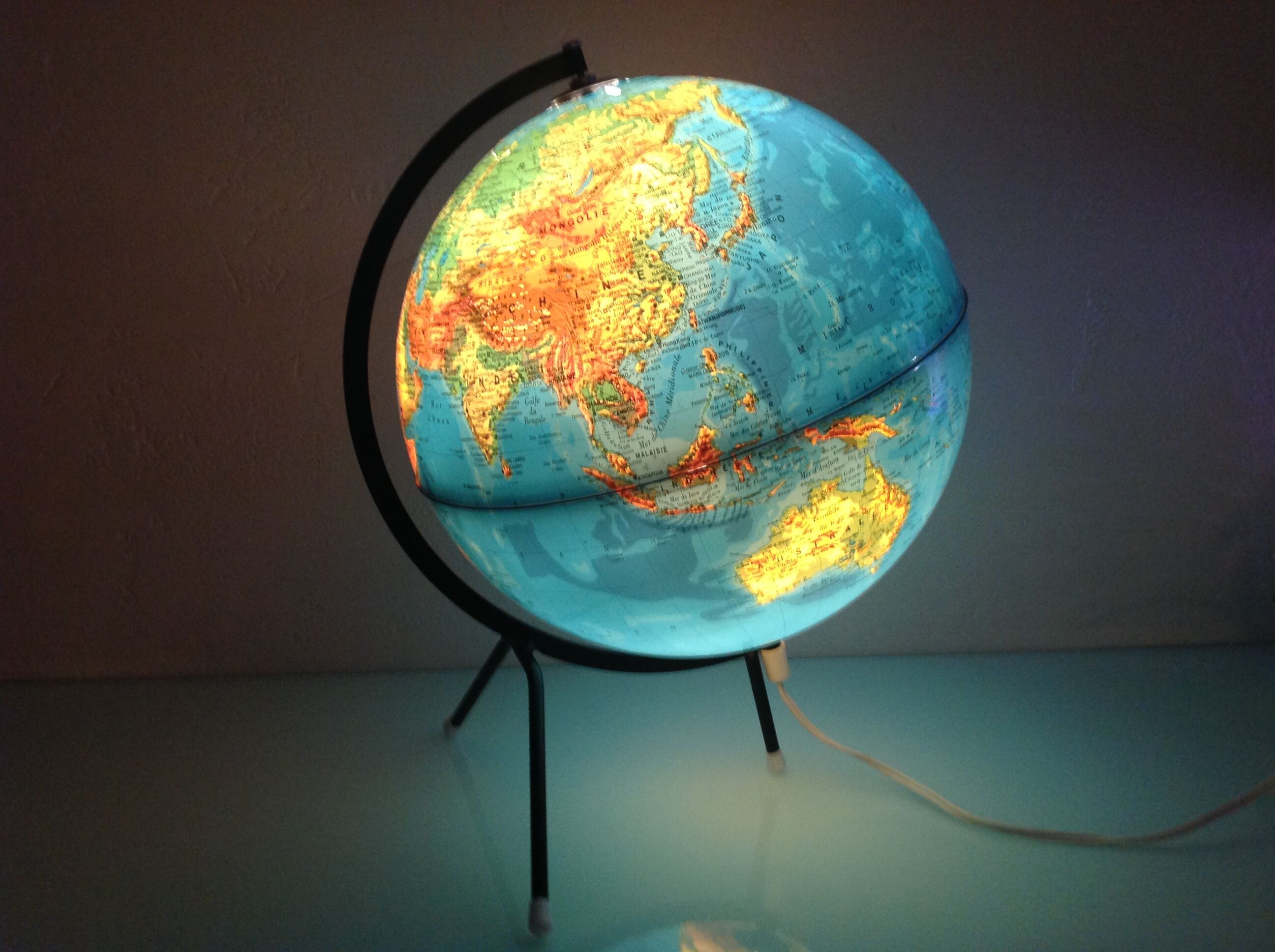 Light earth globe tripod 50/60