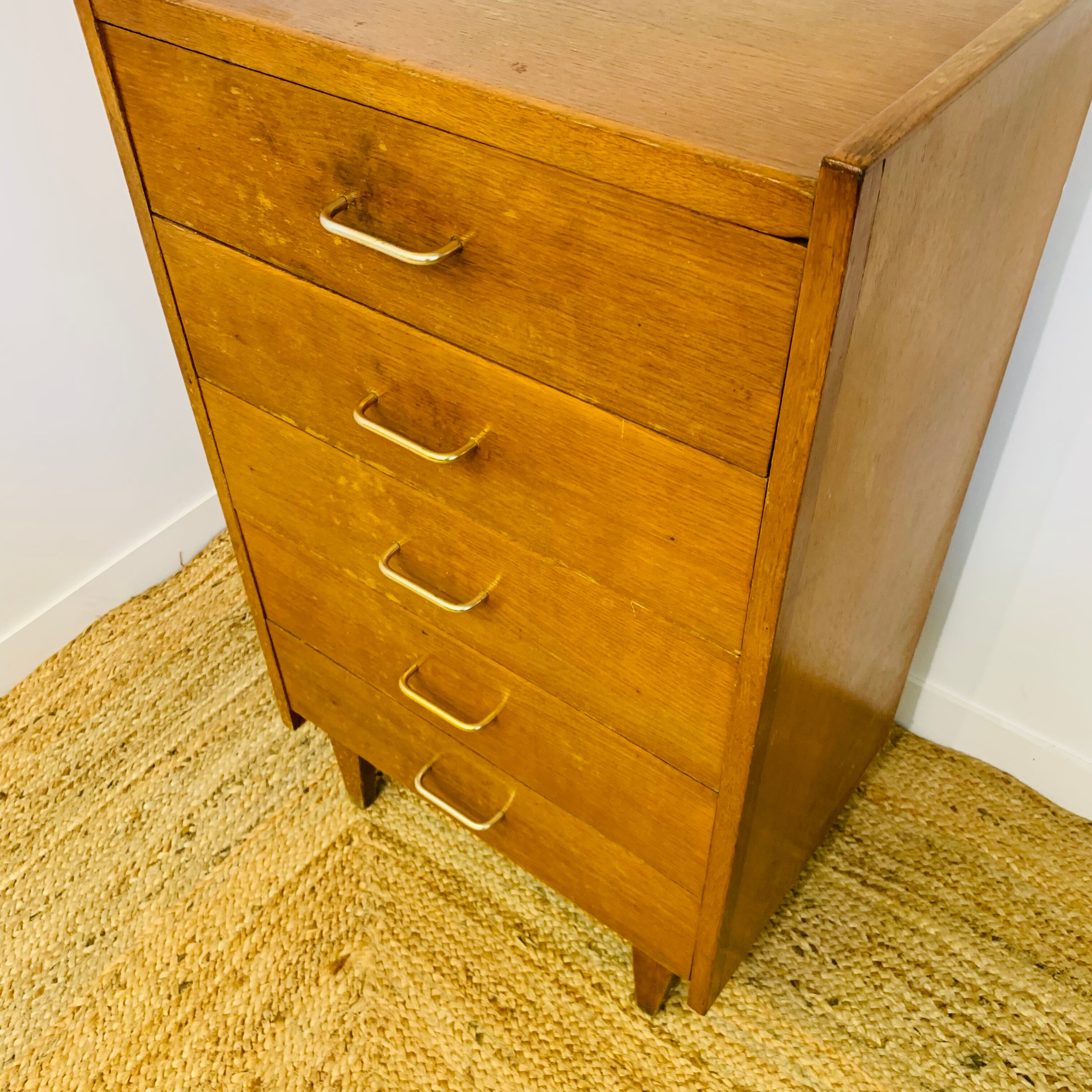 Vintage dresser