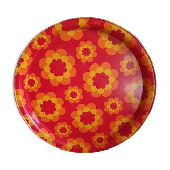 Metal flower top