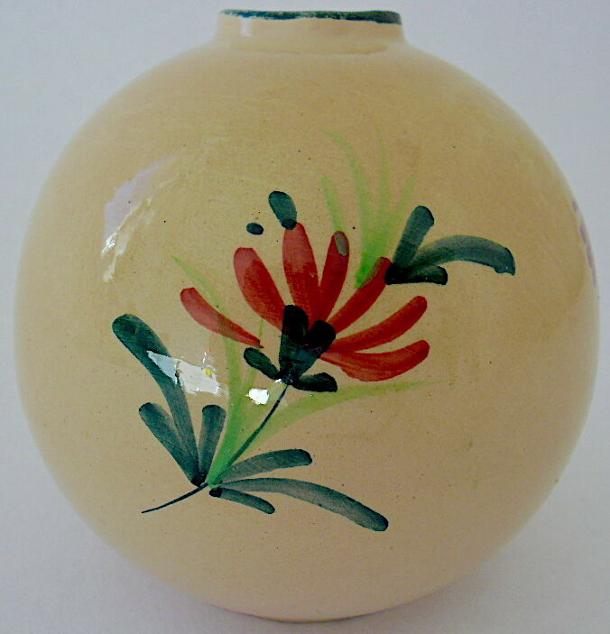 Vase "ball" decorated floral in polychrome earthenware glazed by Saint-Clement