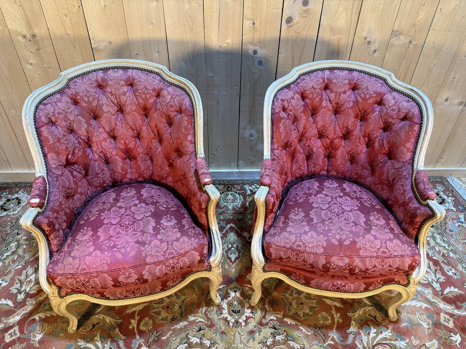 Pair of gondola armchairs in Louis XV style with highlighted wood.