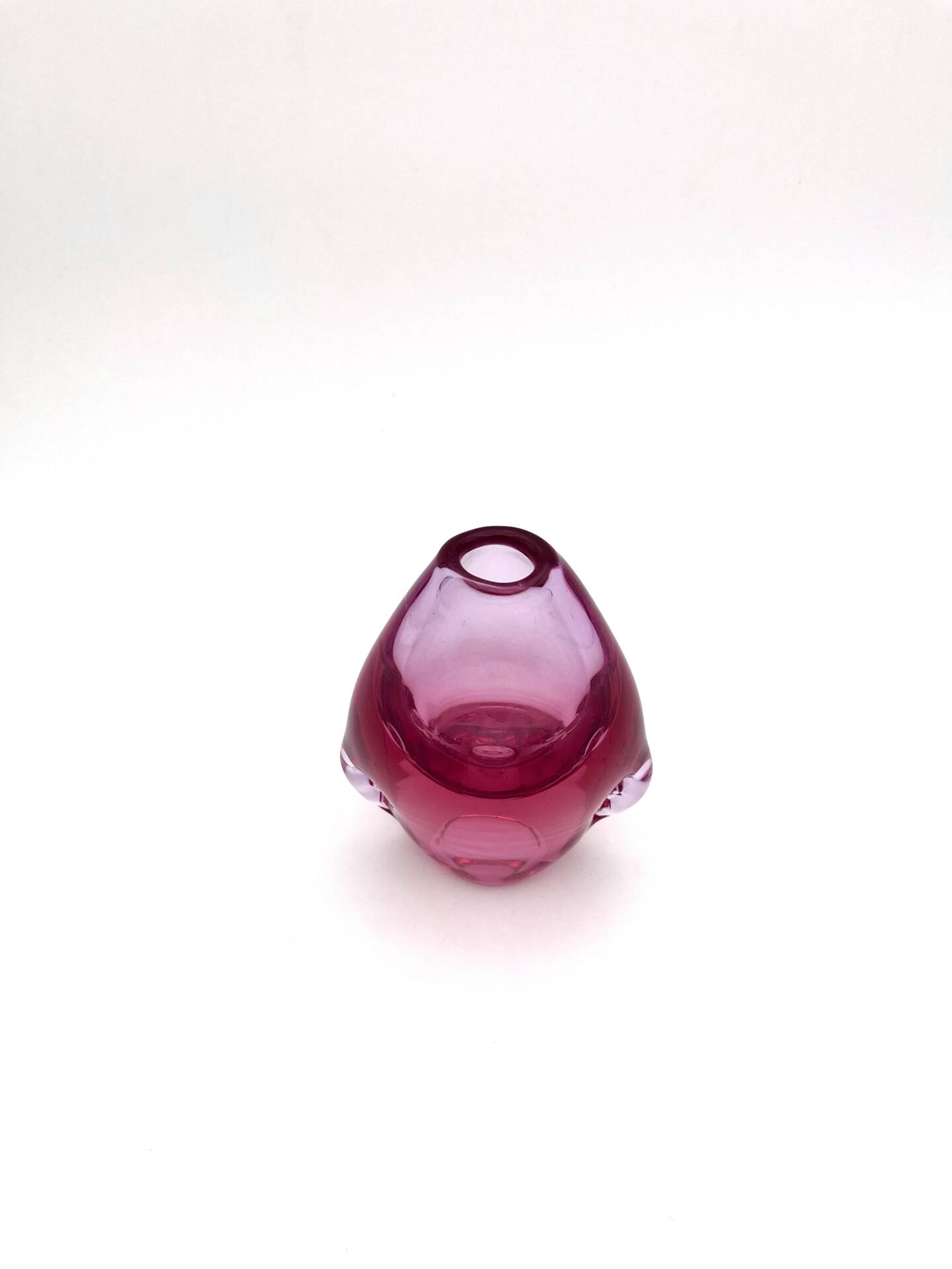 Vase Miloslav Klinger ZBS Verre Bohême Rubis