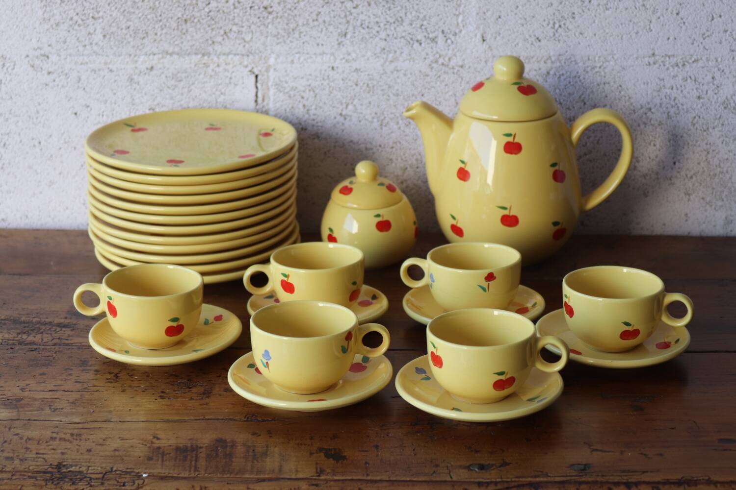 Hand-painted earthenware tea set – red apple motif