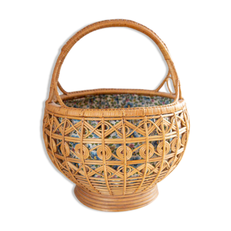 Peacock rattan workers' basket