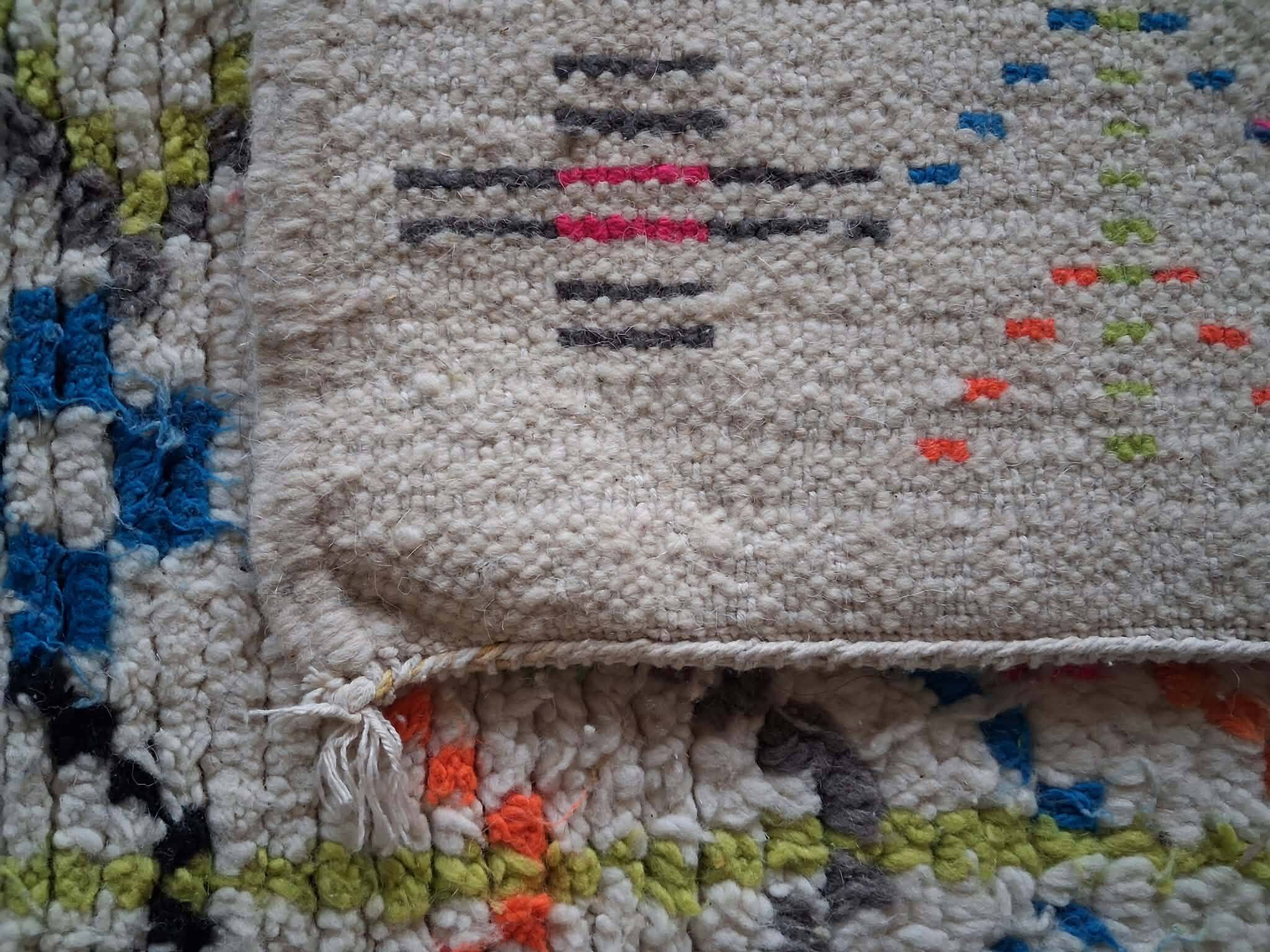Tapis berbère beni Ouarain fait main 144x102cm