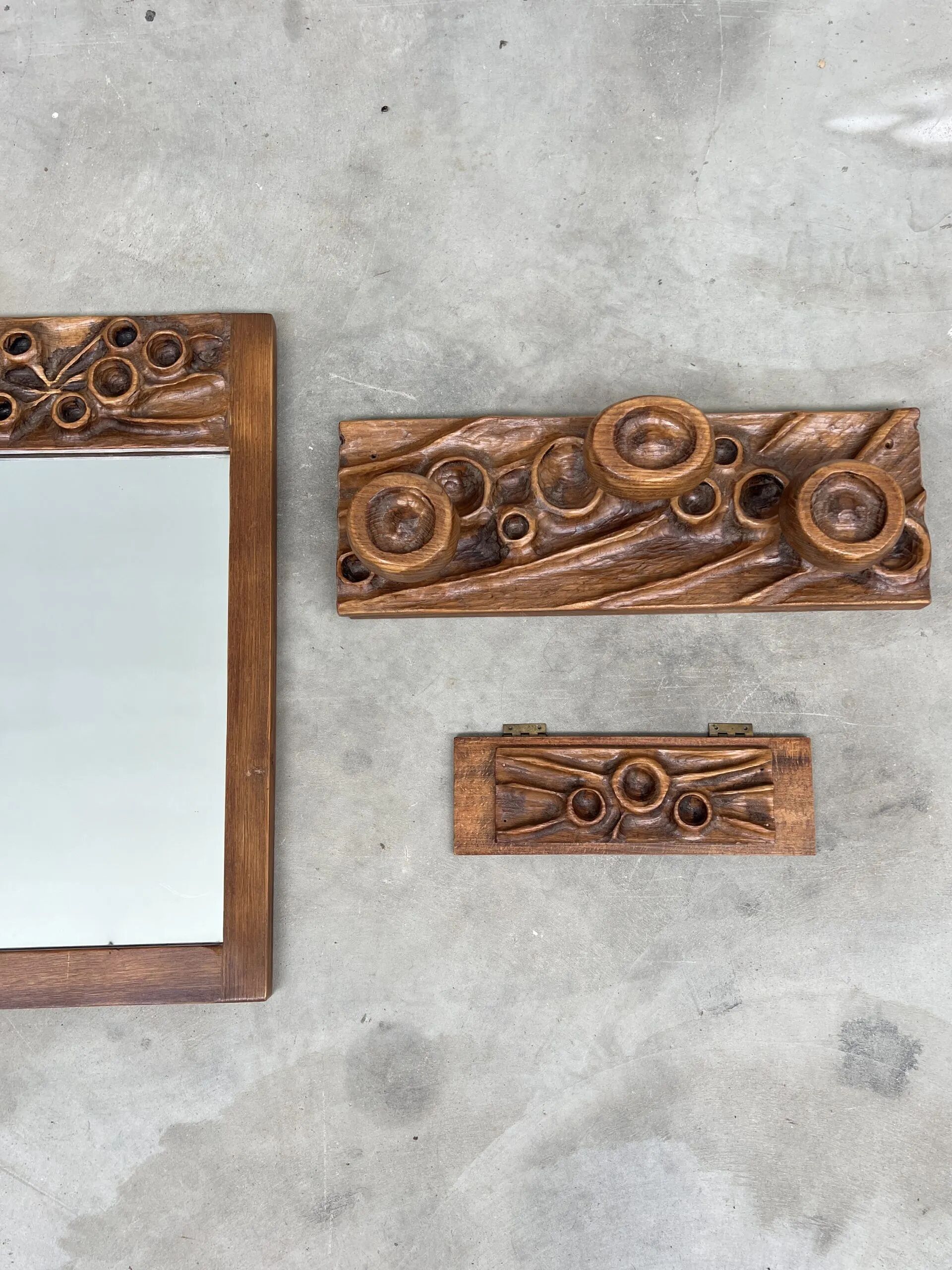 Vestiaire brutaliste années 50