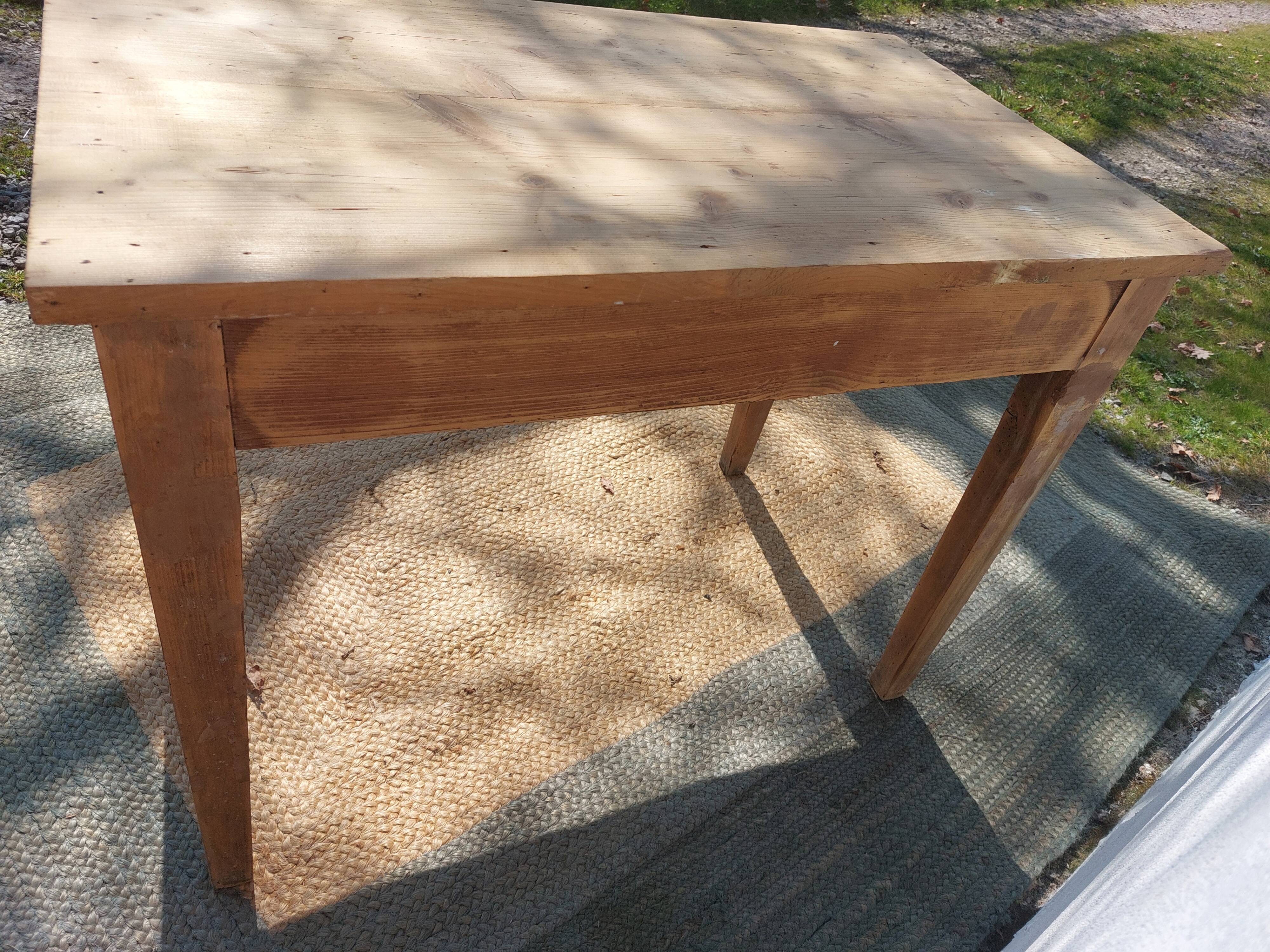 wooden bistro table, vintage, countryside, bohemian