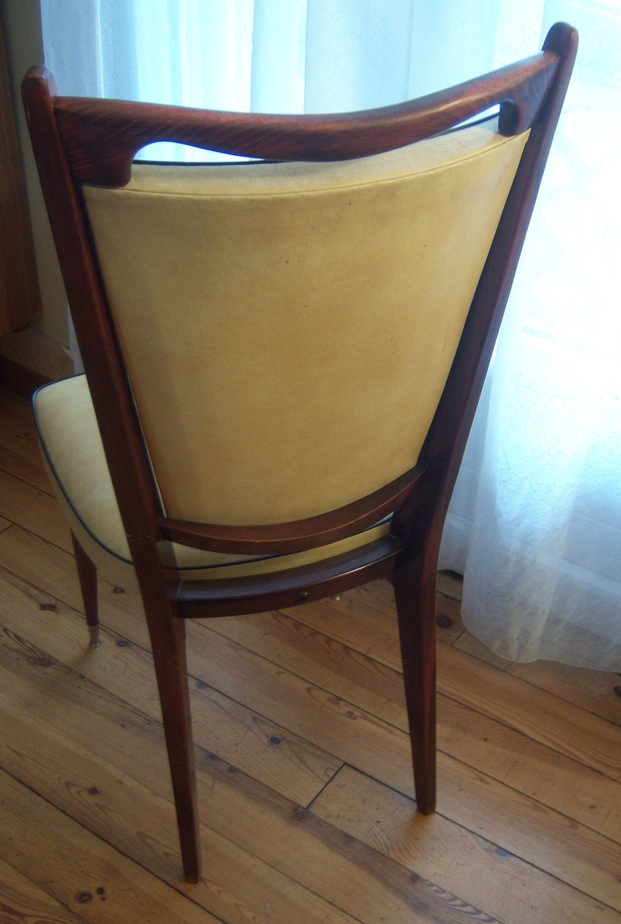 Set of 6 chairs