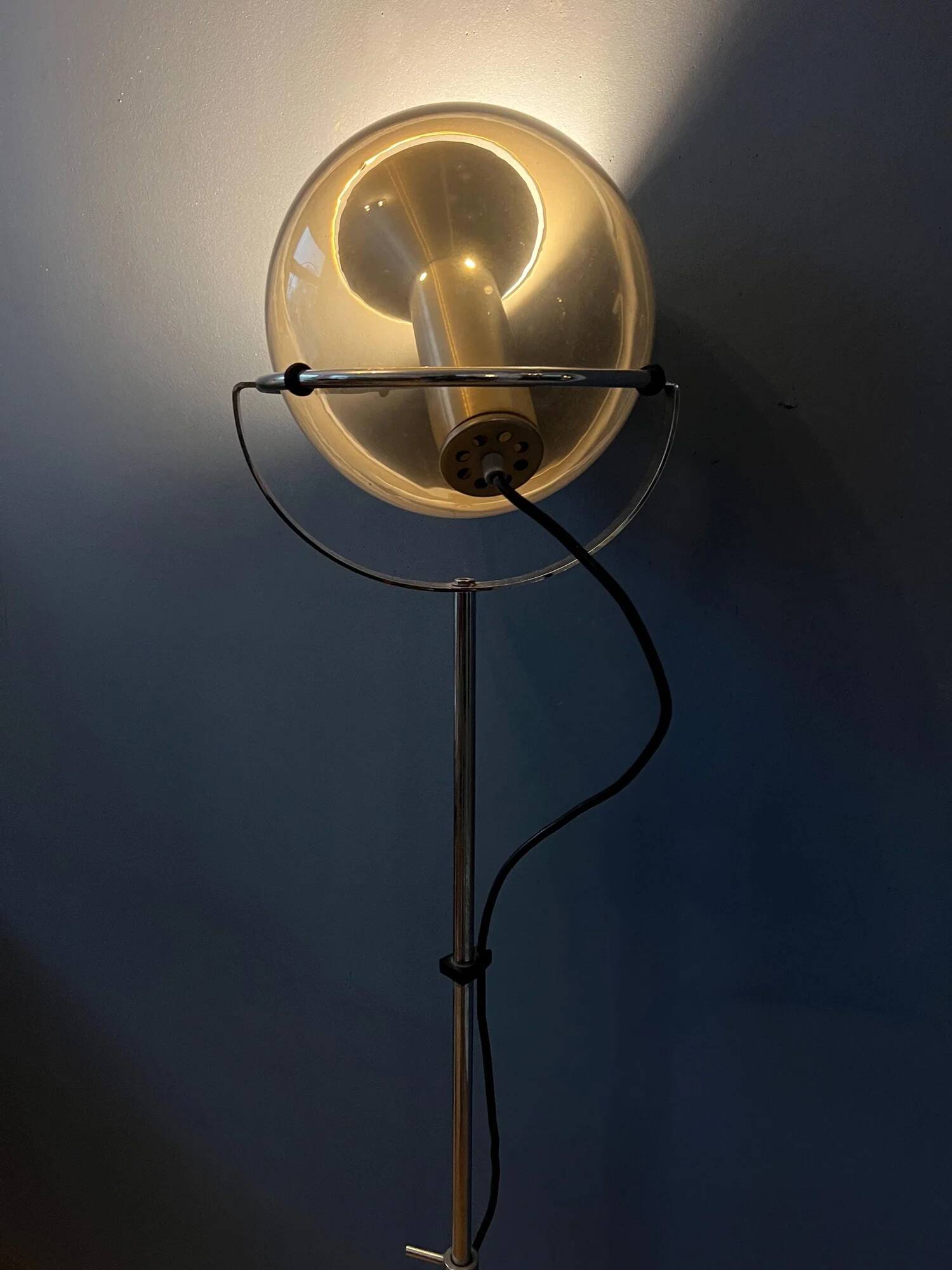 Raak 'Globe' vintage eyeball floor lamp by Frank Ligtelijn